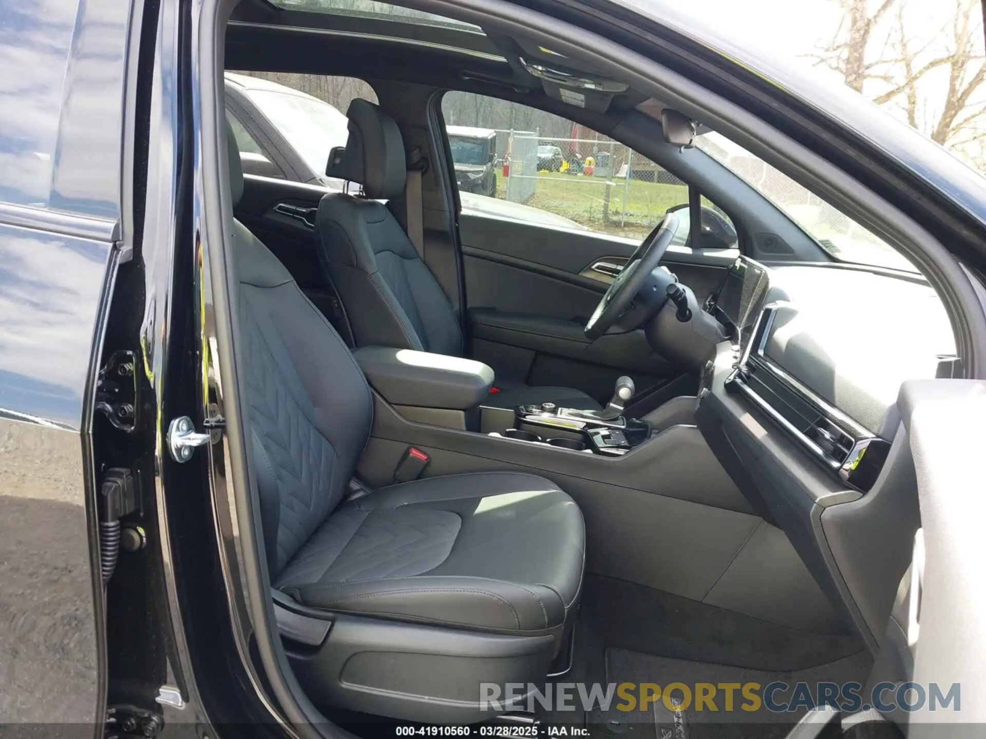 5 fotografías del automóvil dañado 5XYK6CDF3SG293512 KIA SPORTAGE 2025