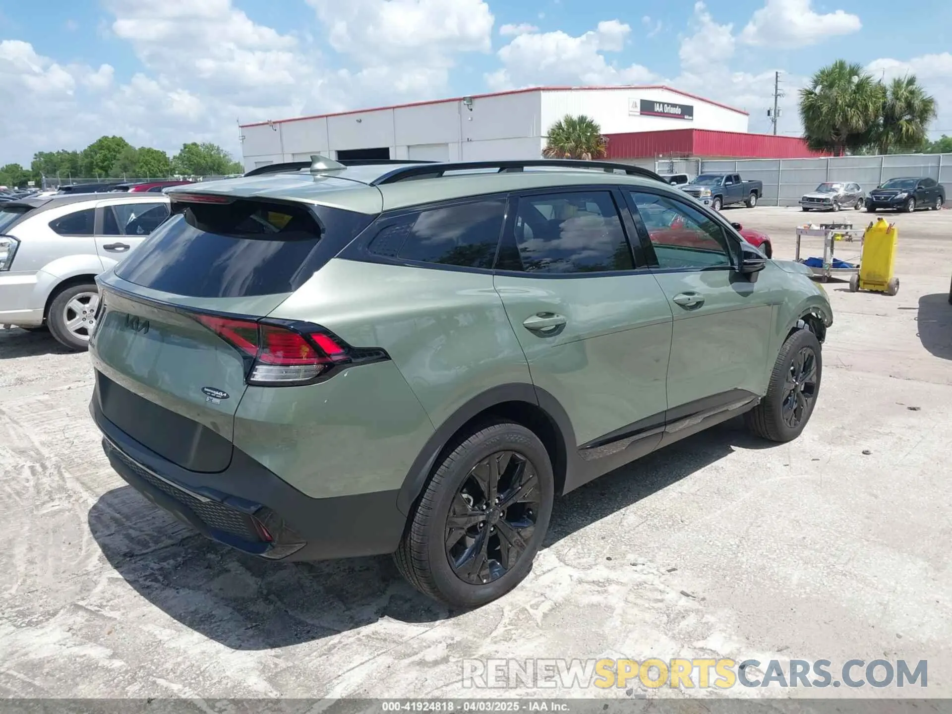 4 fotografías del automóvil dañado 5XYK6CDF9SG247327 KIA SPORTAGE 2025