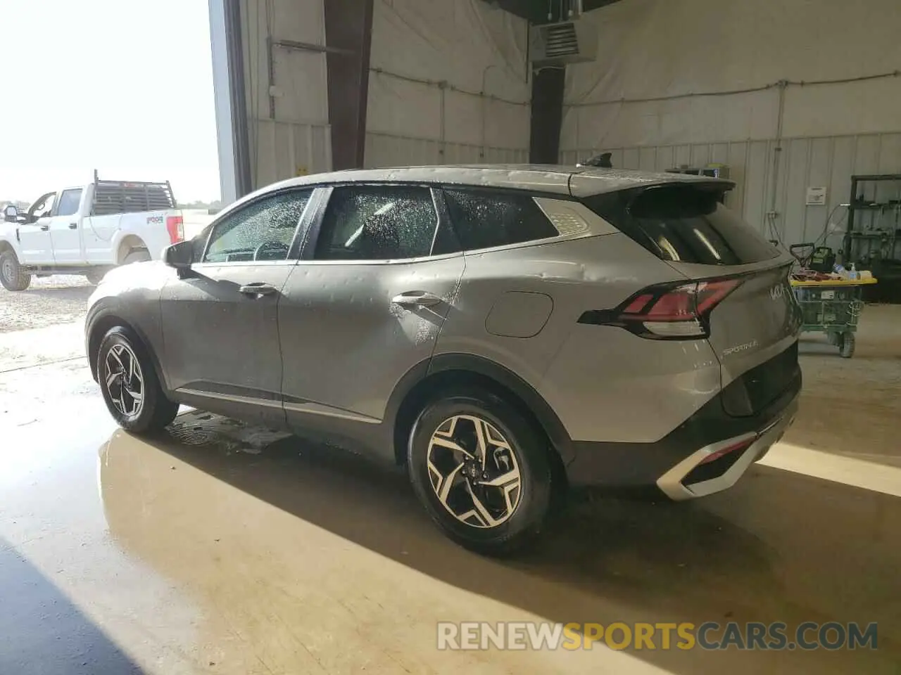 2 fotografías del automóvil dañado KNDPU3DF8S7341613 KIA SPORTAGE 2025