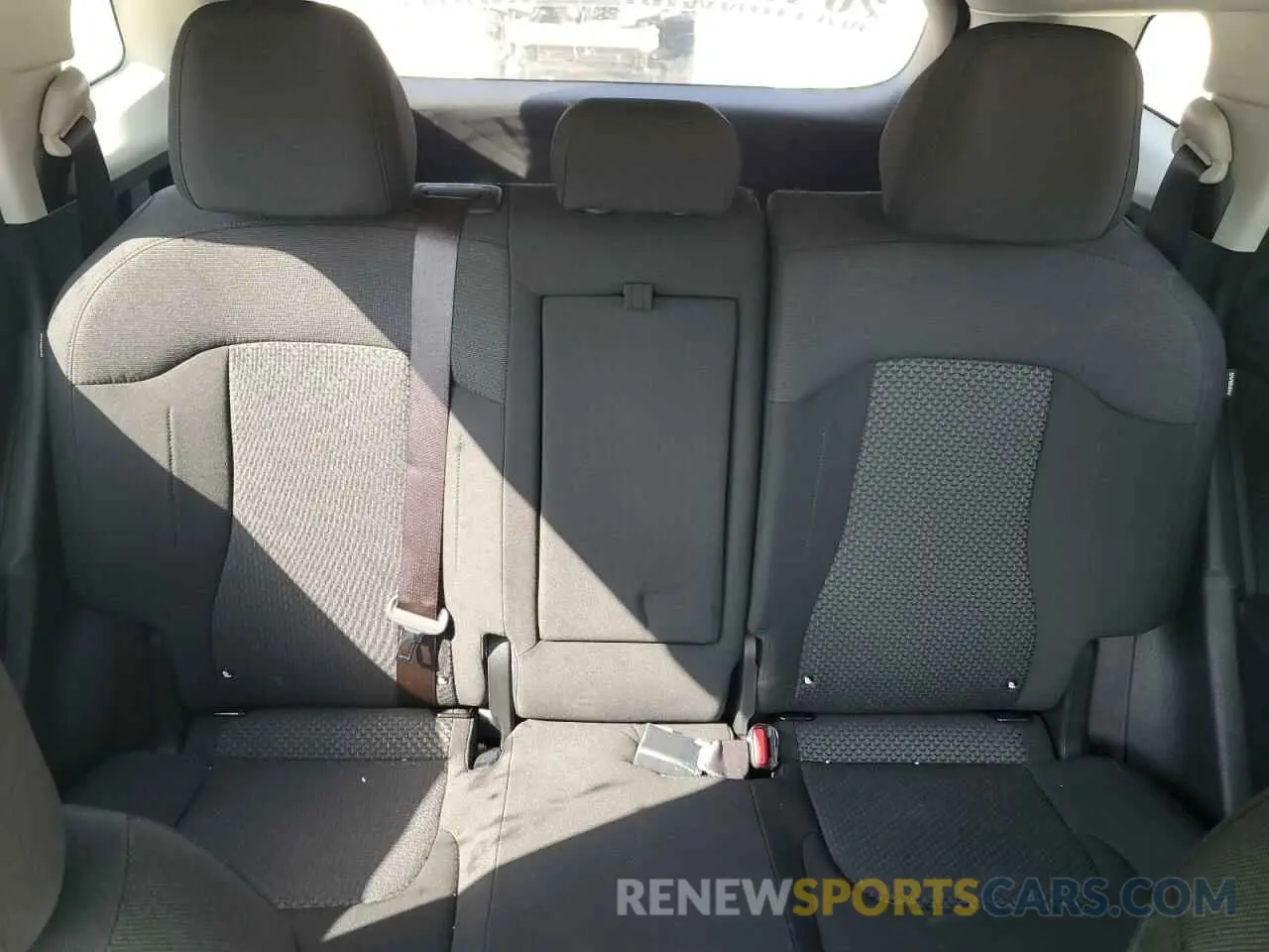 10 fotografías del automóvil dañado KNDPU3DG9S7193819 KIA SPORTAGE 2025