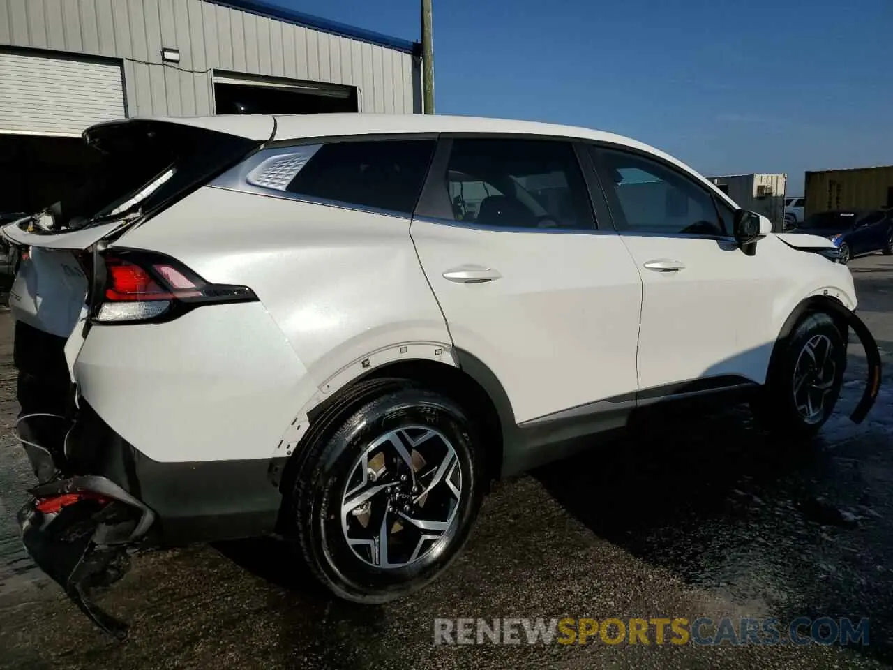 3 fotografías del automóvil dañado KNDPUCDF0S7371883 KIA SPORTAGE 2025