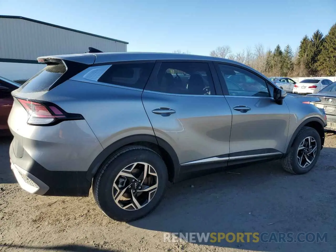 3 fotografías del automóvil dañado KNDPUCDF1S7346992 KIA SPORTAGE 2025