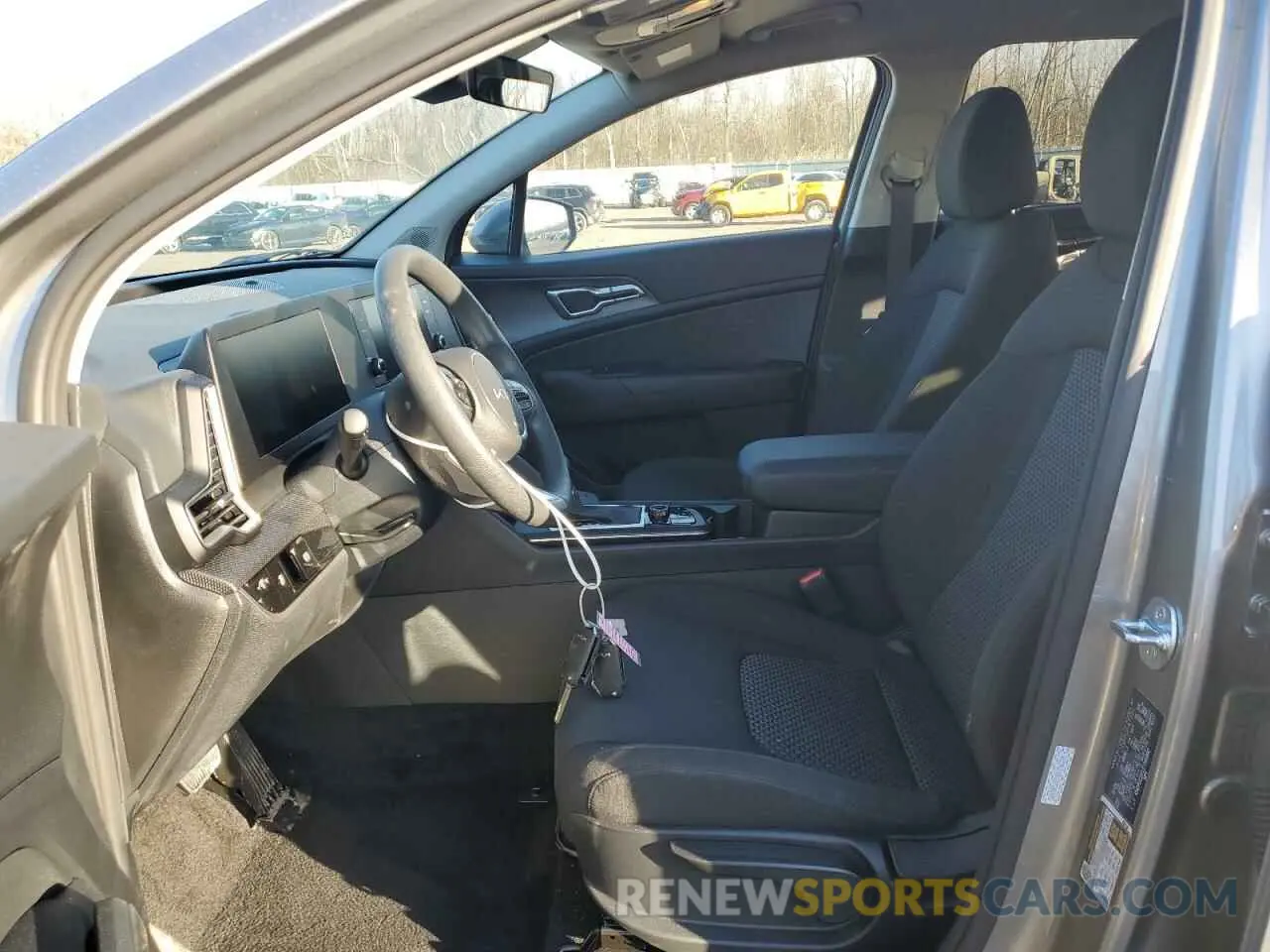 7 fotografías del automóvil dañado KNDPUCDF1S7346992 KIA SPORTAGE 2025