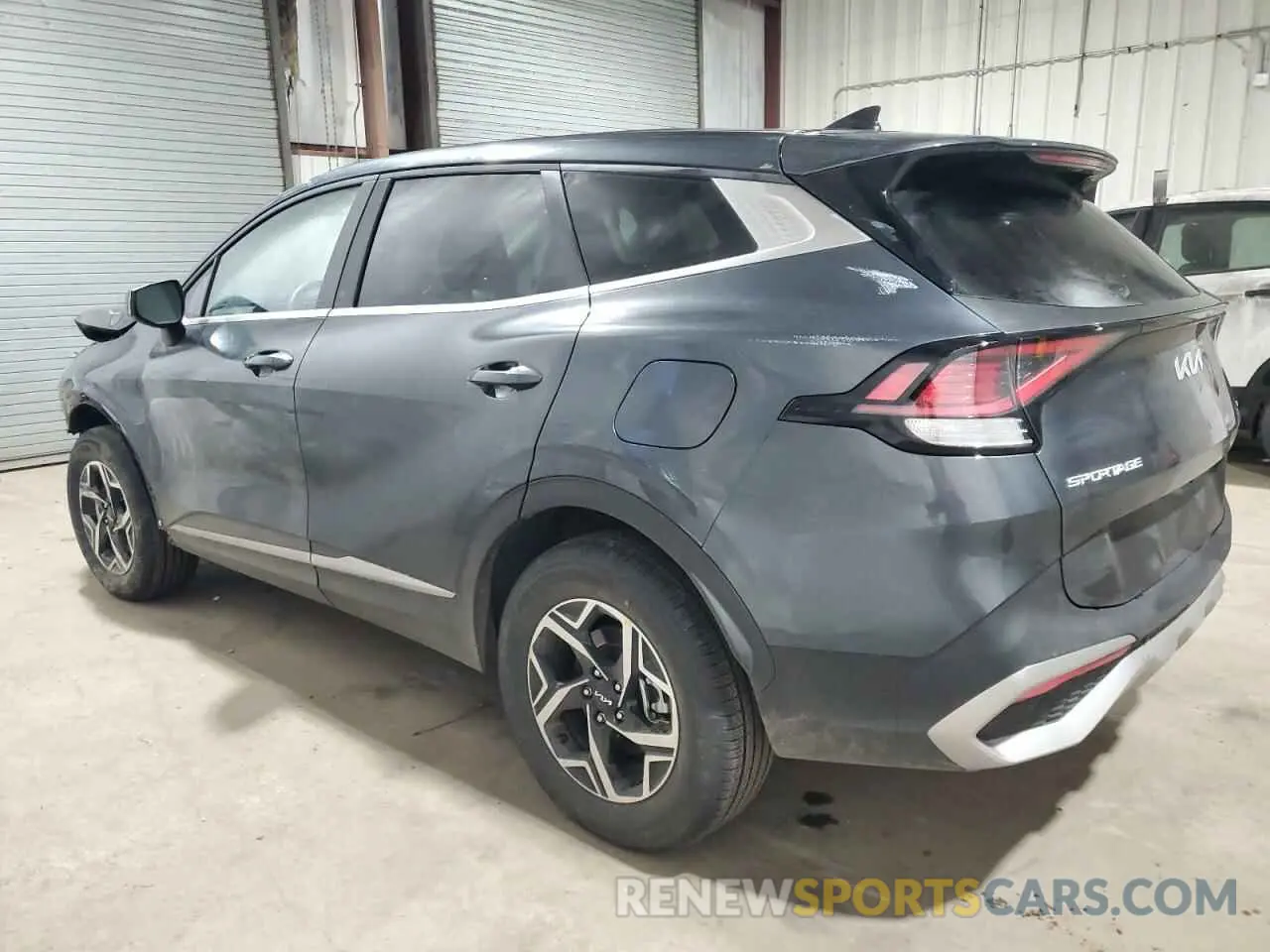 2 fotografías del automóvil dañado KNDPUCDF6S7381124 KIA SPORTAGE 2025