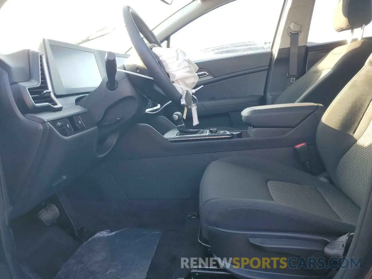 7 fotografías del automóvil dañado KNDPUCDF6S7381124 KIA SPORTAGE 2025