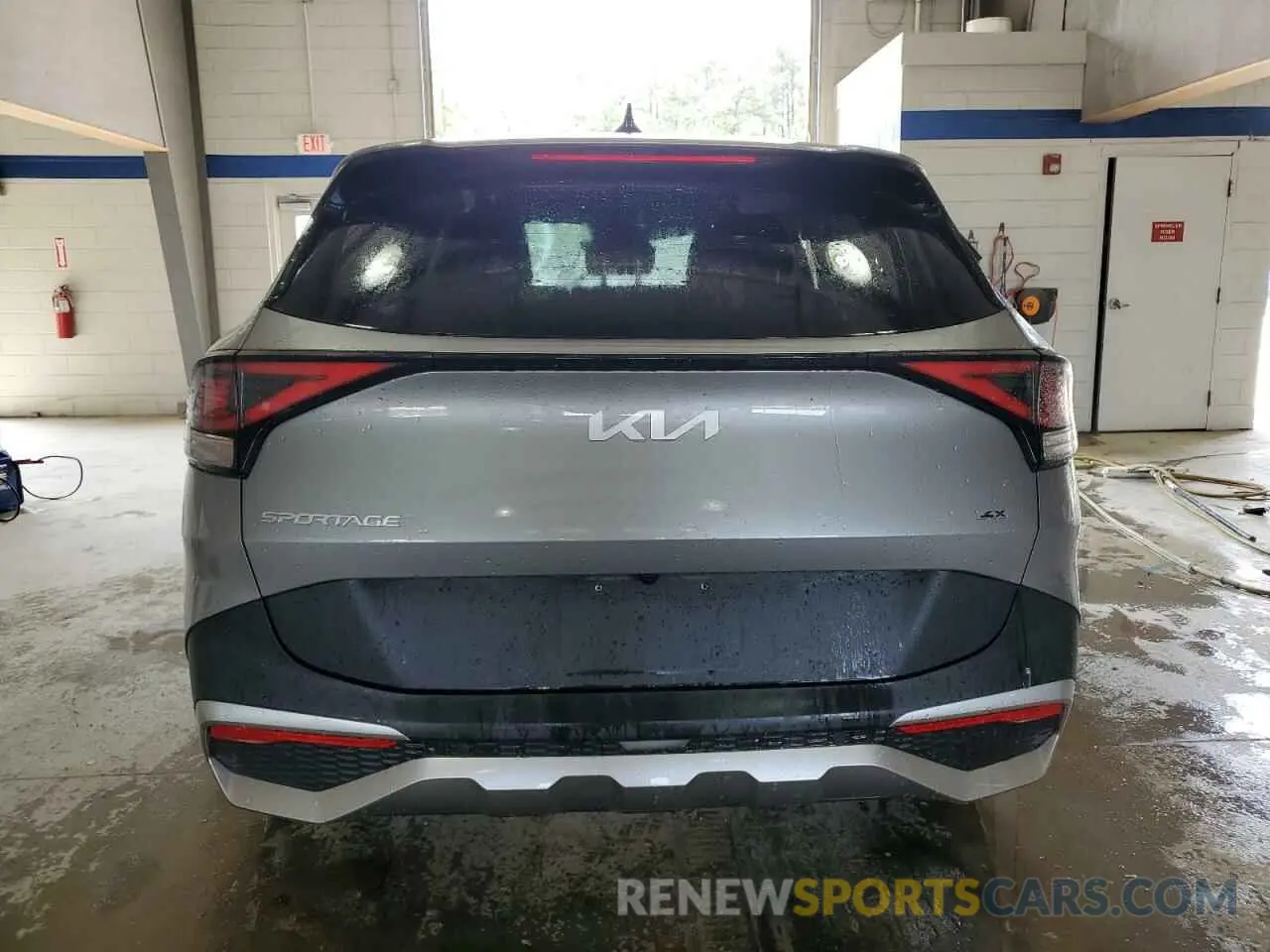 6 fotografías del automóvil dañado KNDPUCDF9S7371414 KIA SPORTAGE 2025
