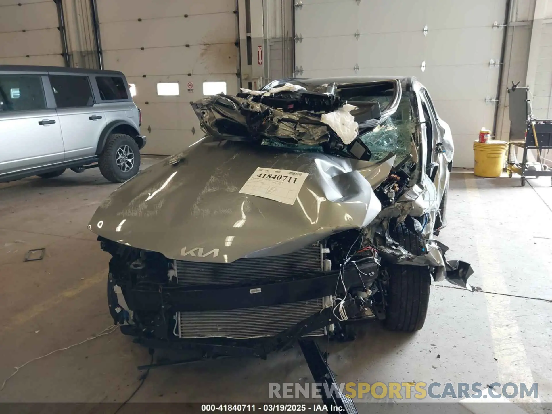 12 fotografías del automóvil dañado KNDPV3DF7S7334665 KIA SPORTAGE 2025
