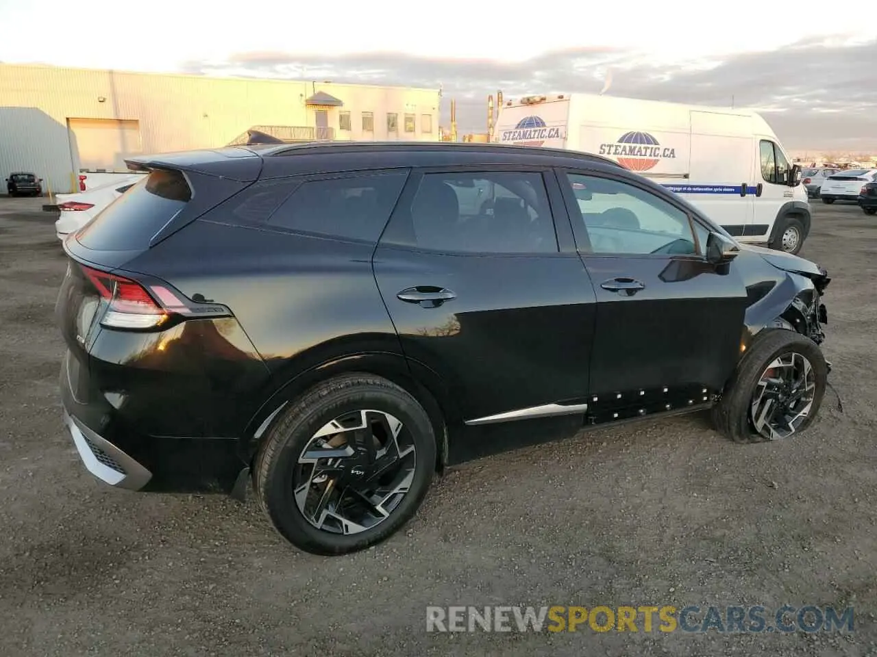 3 fotografías del automóvil dañado KNDPVCDFXS7339973 KIA SPORTAGE 2025