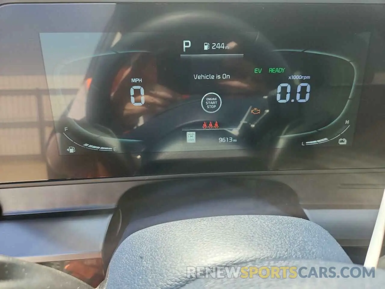 9 fotografías del automóvil dañado KNDPVCDG4S7179372 KIA SPORTAGE 2025