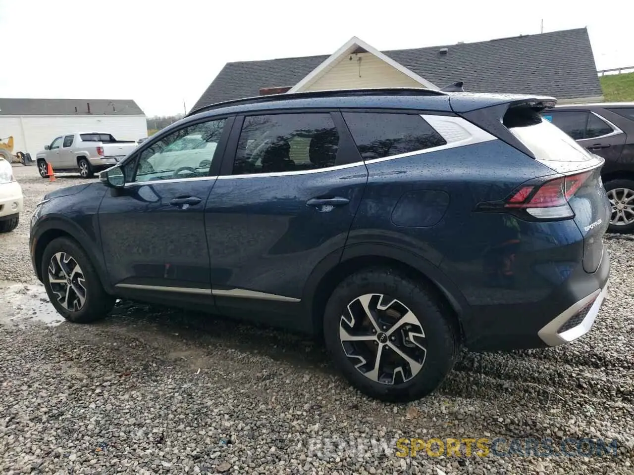2 fotografías del automóvil dañado KNDPVCDG6S7203400 KIA SPORTAGE 2025