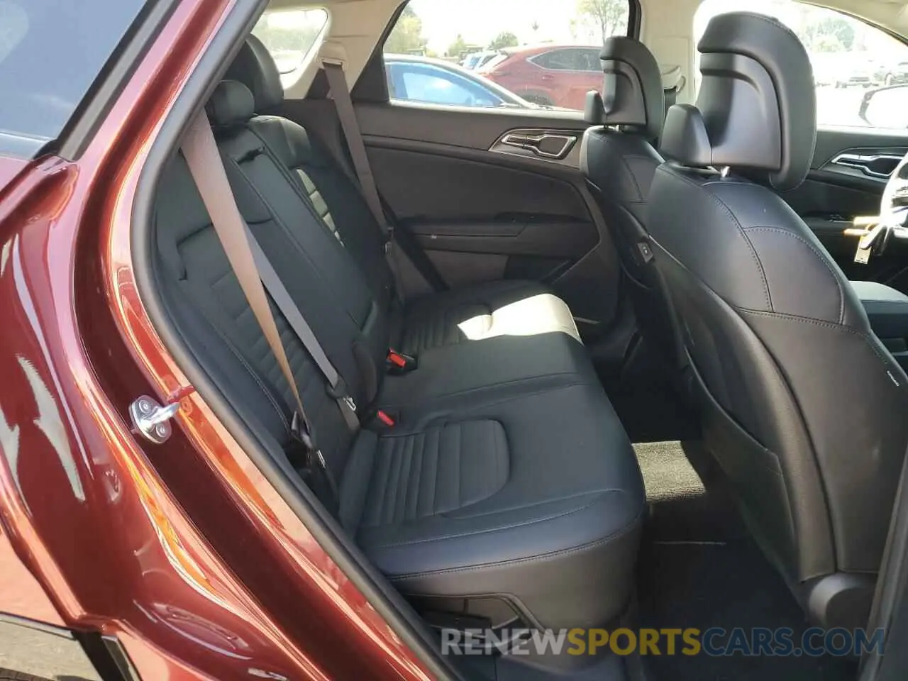 11 fotografías del automóvil dañado KNDPXCDG3S7201016 KIA SPORTAGE 2025