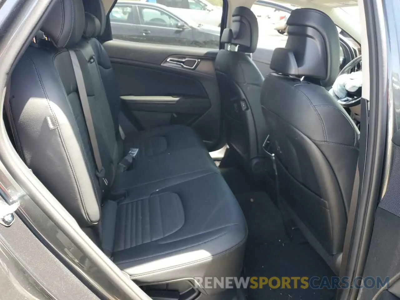 10 fotografías del automóvil dañado KNDPXCDG5S7202961 KIA SPORTAGE 2025