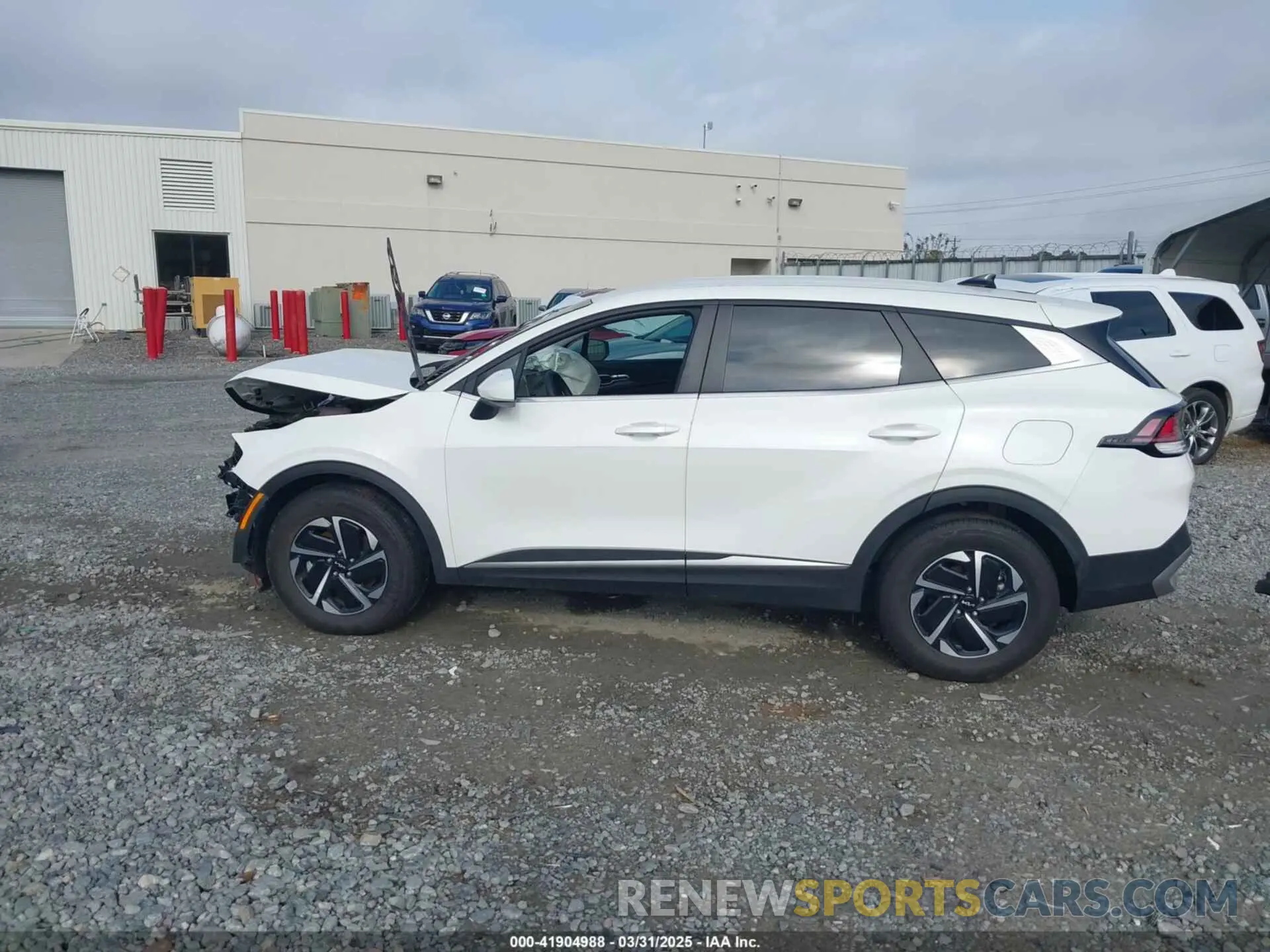 15 fotografías del automóvil dañado KNDPU3AG0P7091630 KIA SPORTAGE HYBRID 2023