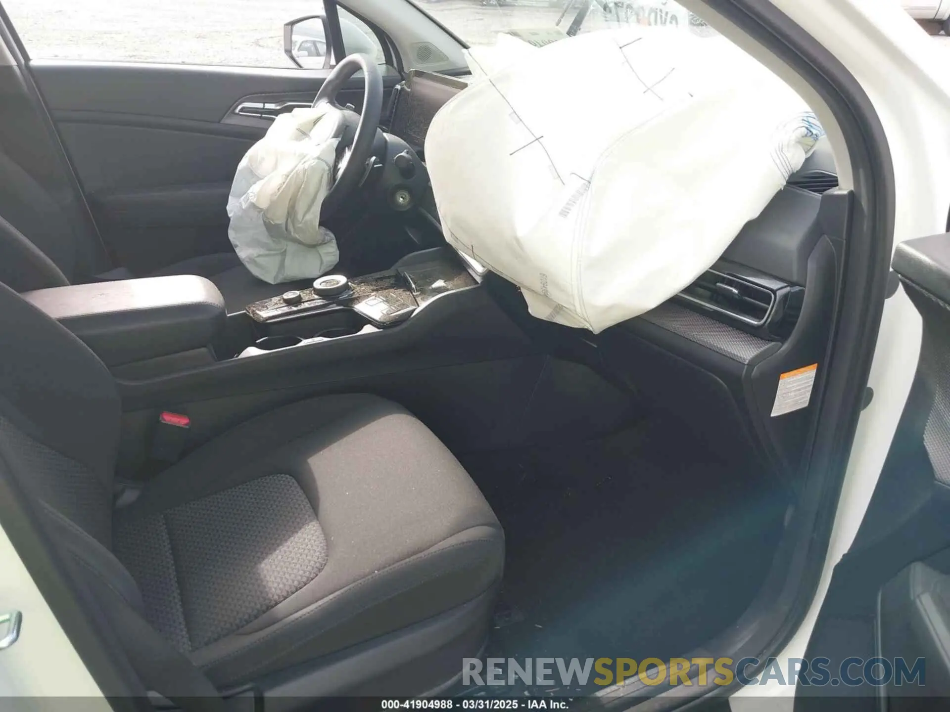 5 fotografías del automóvil dañado KNDPU3AG0P7091630 KIA SPORTAGE HYBRID 2023