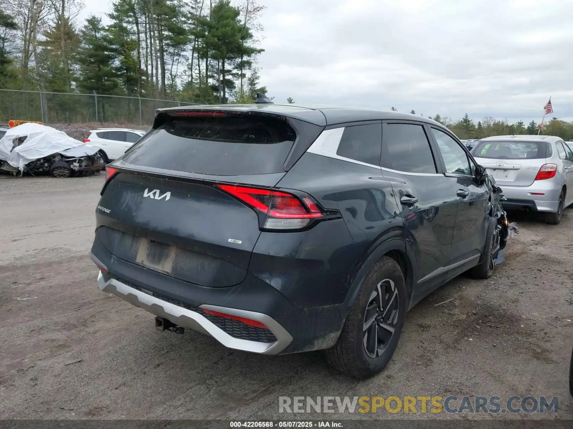 4 fotografías del automóvil dañado KNDPUCAG1P7056739 KIA SPORTAGE HYBRID 2023