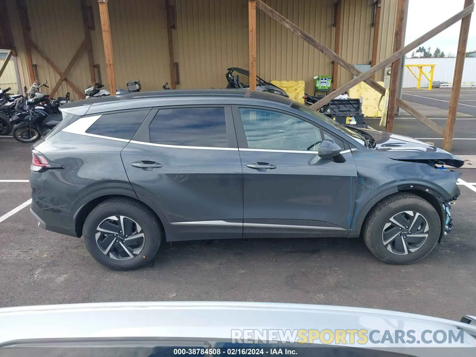14 fotografías del automóvil dañado KNDPUCAG1P7113974 KIA SPORTAGE HYBRID 2023