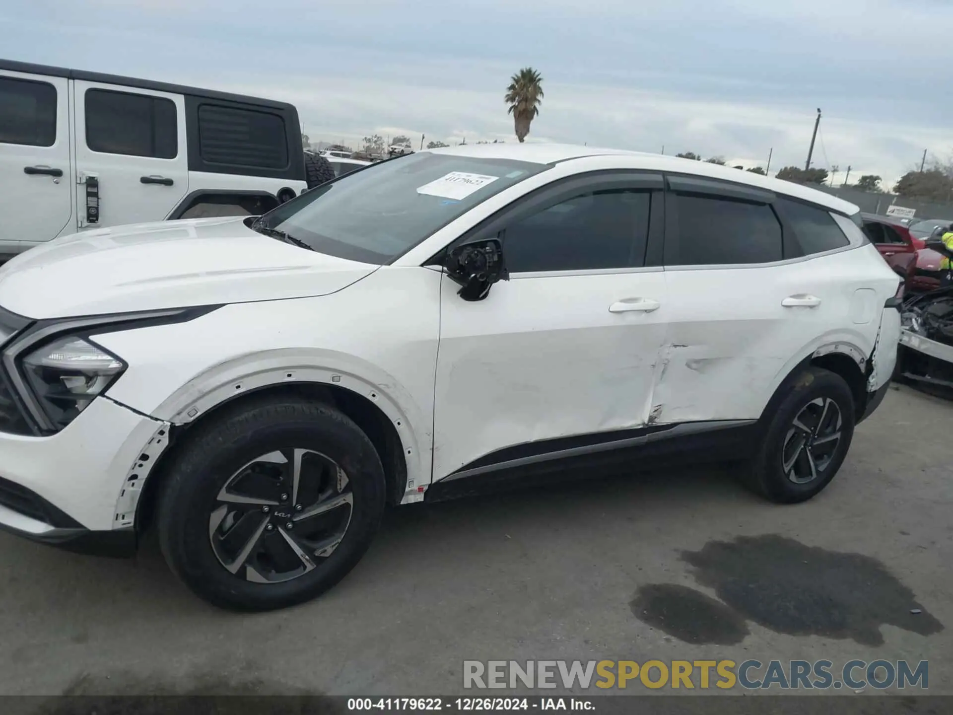 14 fotografías del automóvil dañado KNDPUCAG3P7095879 KIA SPORTAGE HYBRID 2023
