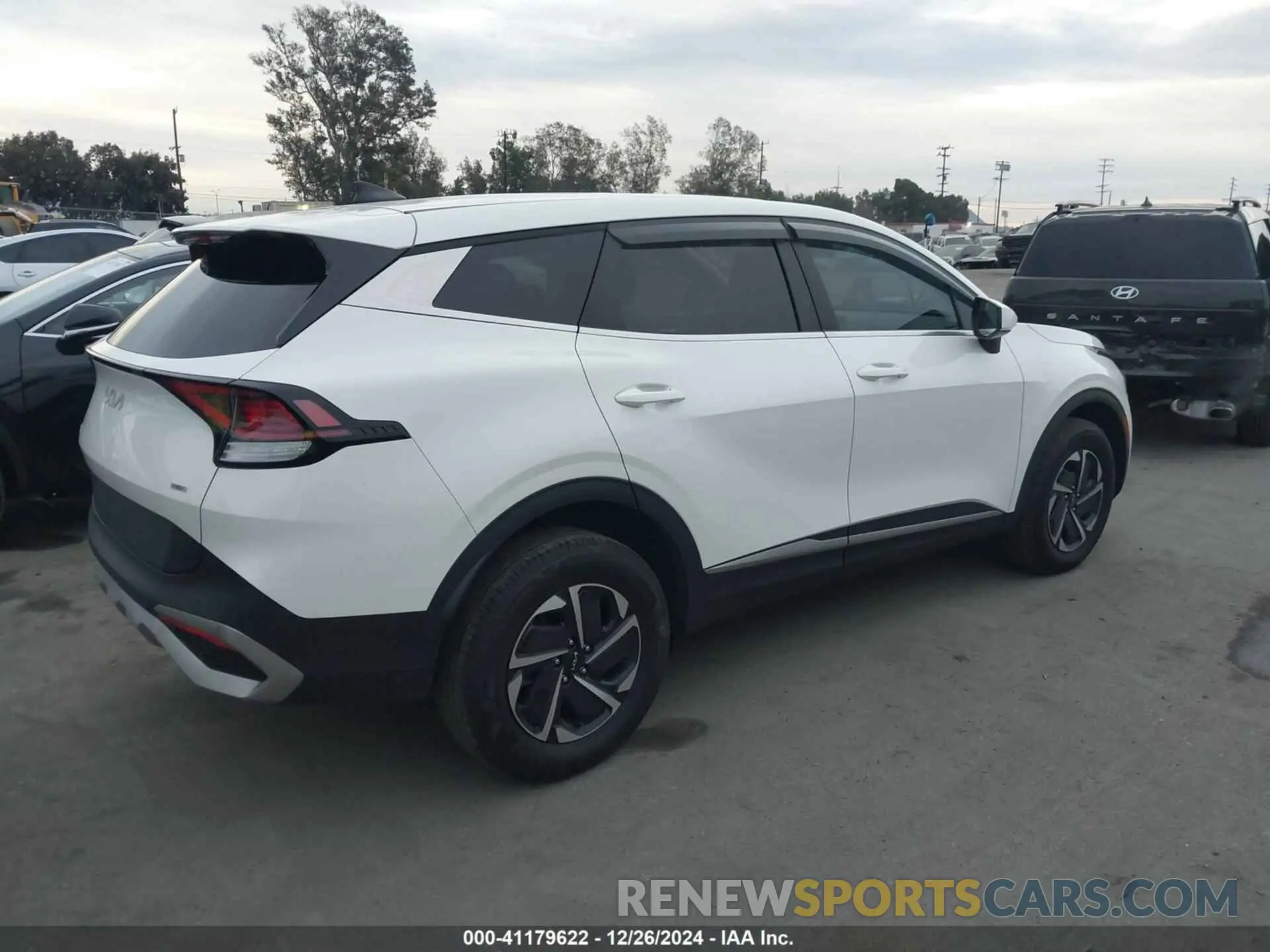 4 fotografías del automóvil dañado KNDPUCAG3P7095879 KIA SPORTAGE HYBRID 2023