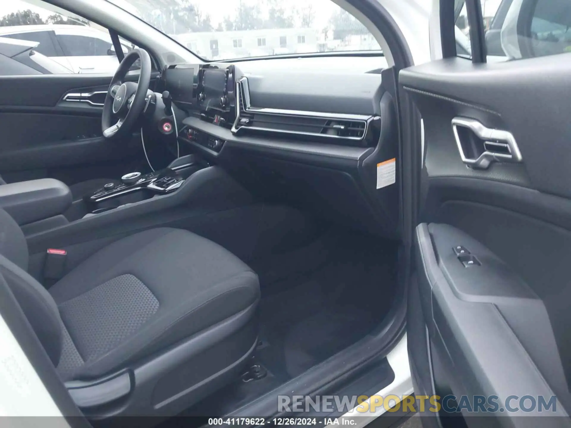 5 fotografías del automóvil dañado KNDPUCAG3P7095879 KIA SPORTAGE HYBRID 2023