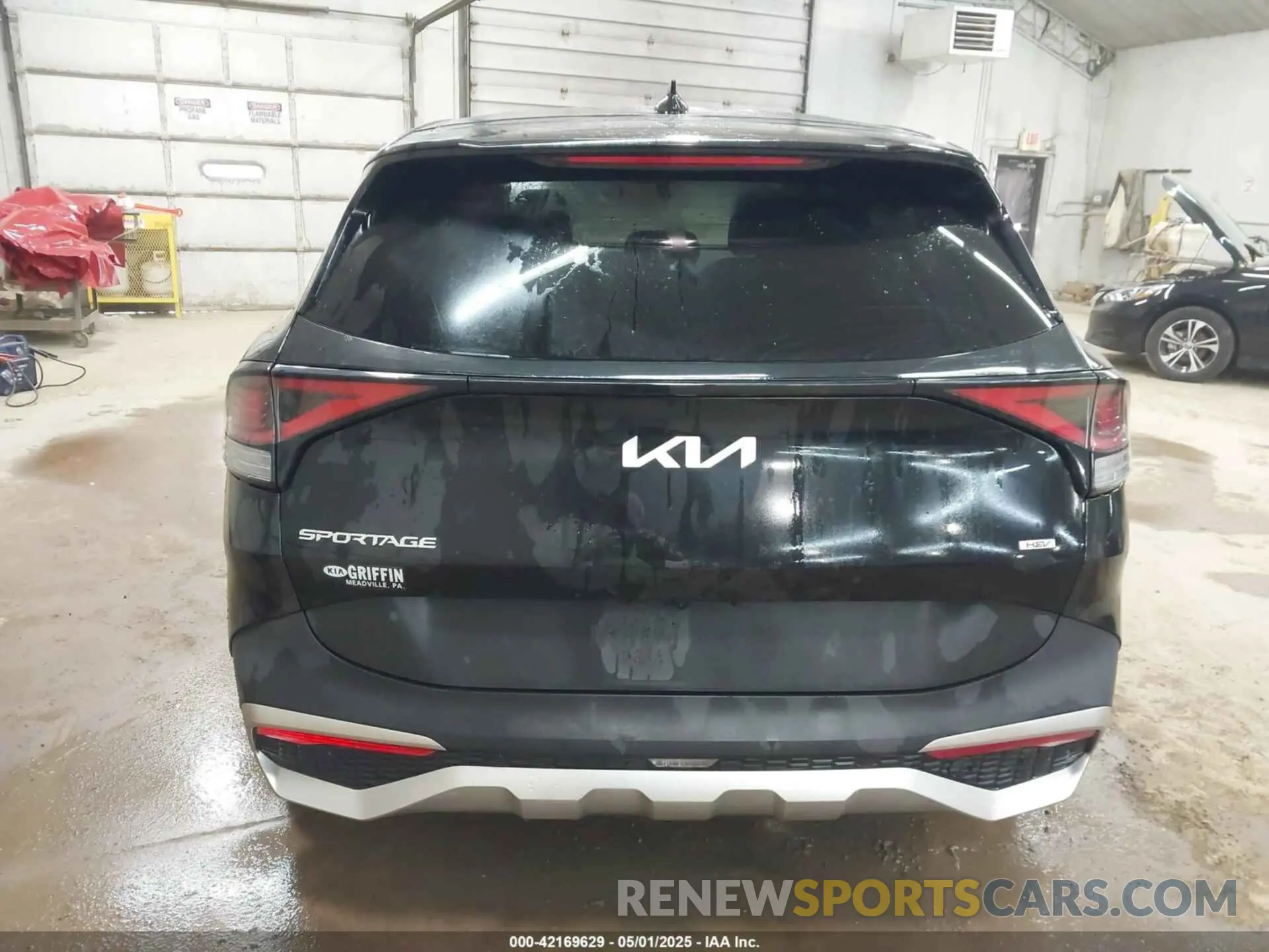 16 fotografías del automóvil dañado KNDPUCAG7P7015662 KIA SPORTAGE HYBRID 2023