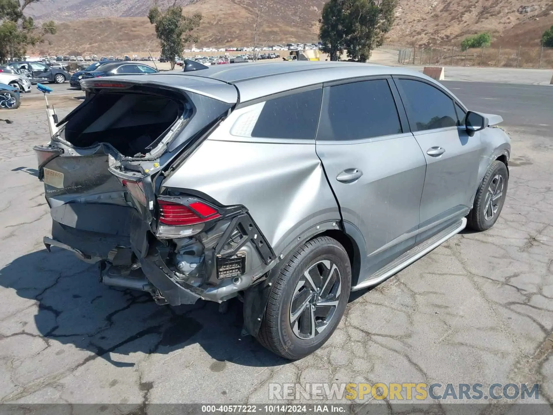4 fotografías del automóvil dañado KNDPUCAG7P7016696 KIA SPORTAGE HYBRID 2023