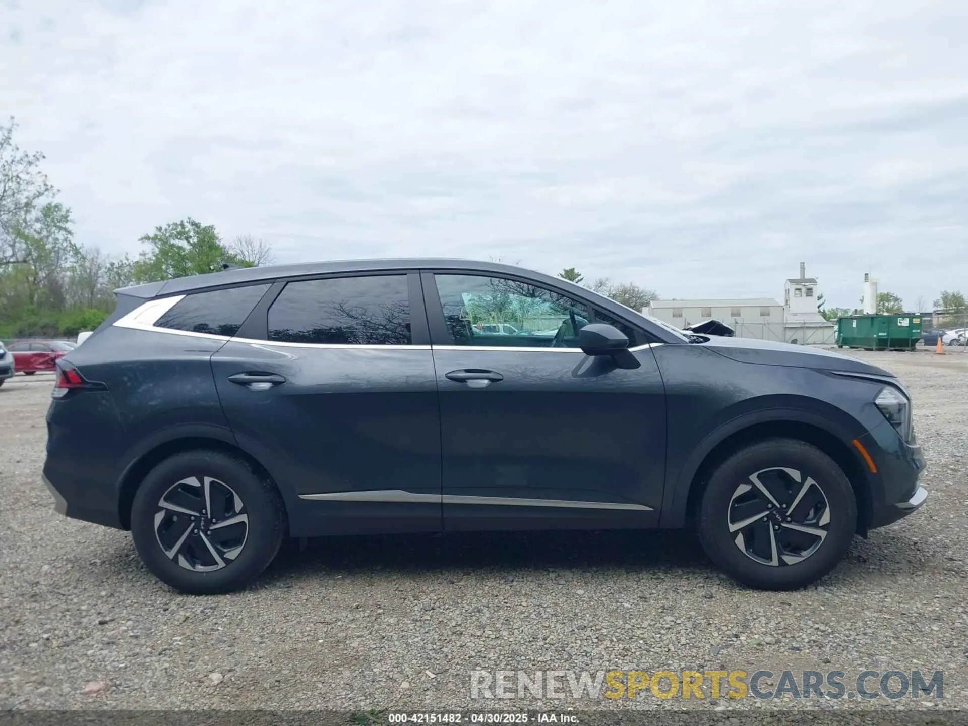 13 fotografías del automóvil dañado KNDPUCAG8P7098311 KIA SPORTAGE HYBRID 2023
