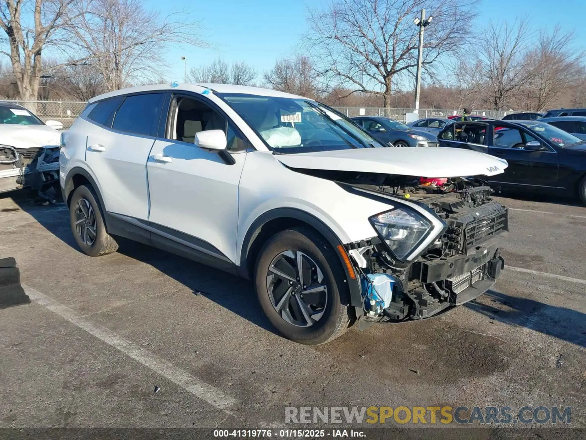 1 fotografías del automóvil dañado KNDPUCAGXP7045271 KIA SPORTAGE HYBRID 2023