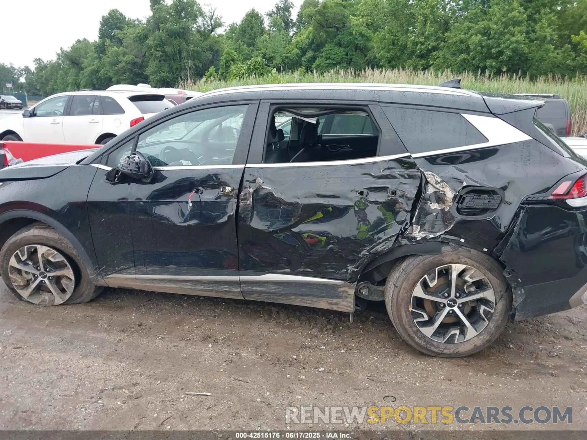 6 fotografías del automóvil dañado KNDPVCAG0P7018822 KIA SPORTAGE HYBRID 2023