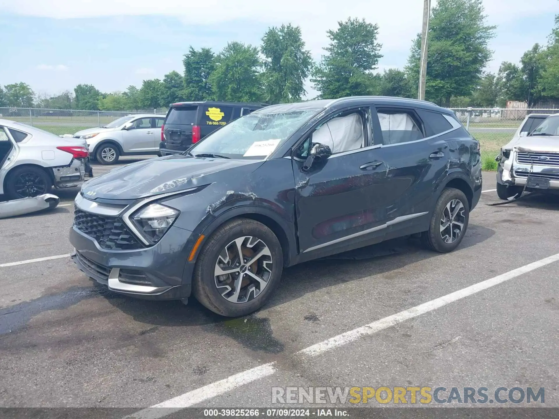 2 fotografías del automóvil dañado KNDPVCAG5P7018914 KIA SPORTAGE HYBRID 2023