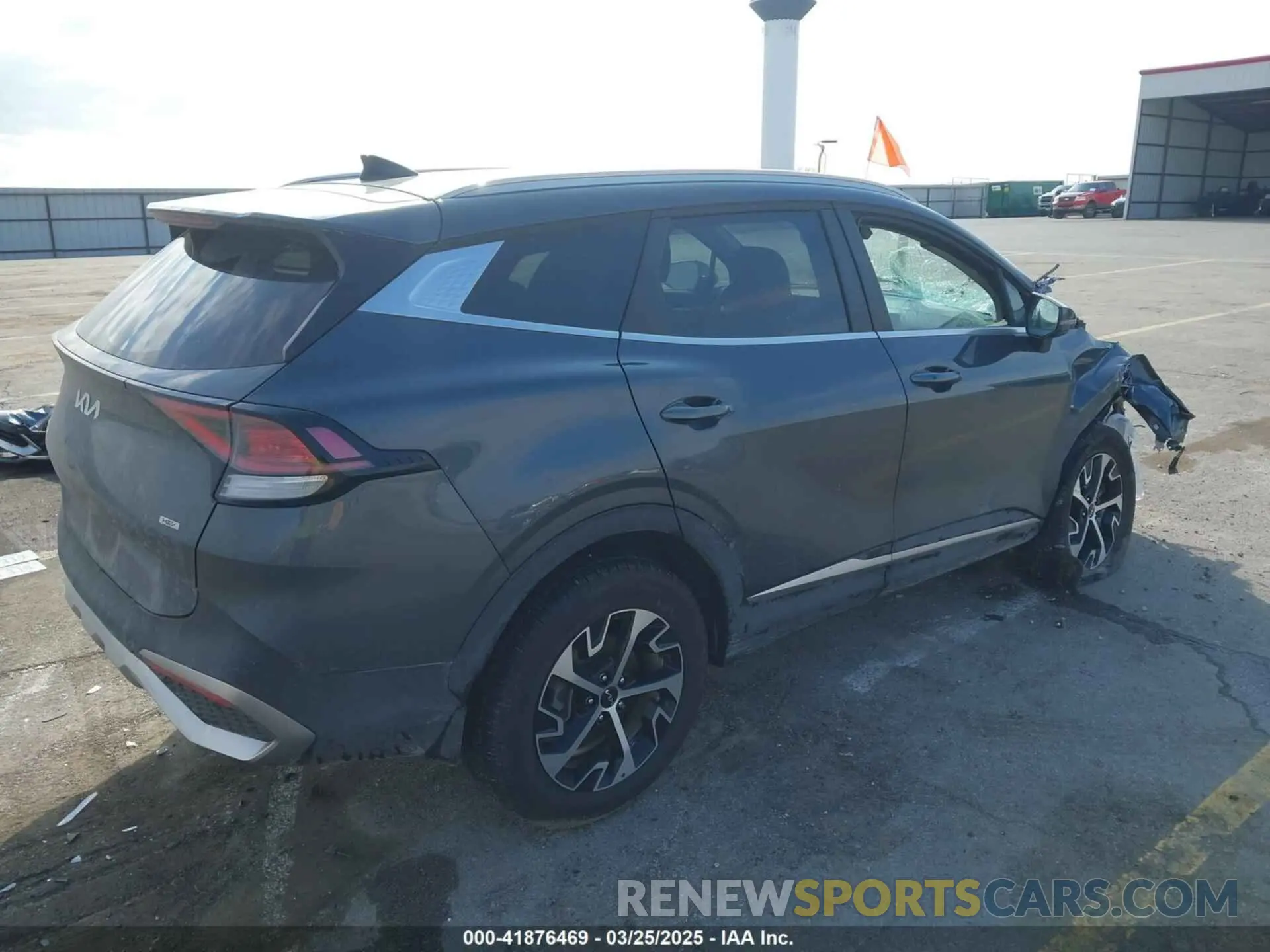 4 fotografías del automóvil dañado KNDPVCAG6P7086719 KIA SPORTAGE HYBRID 2023