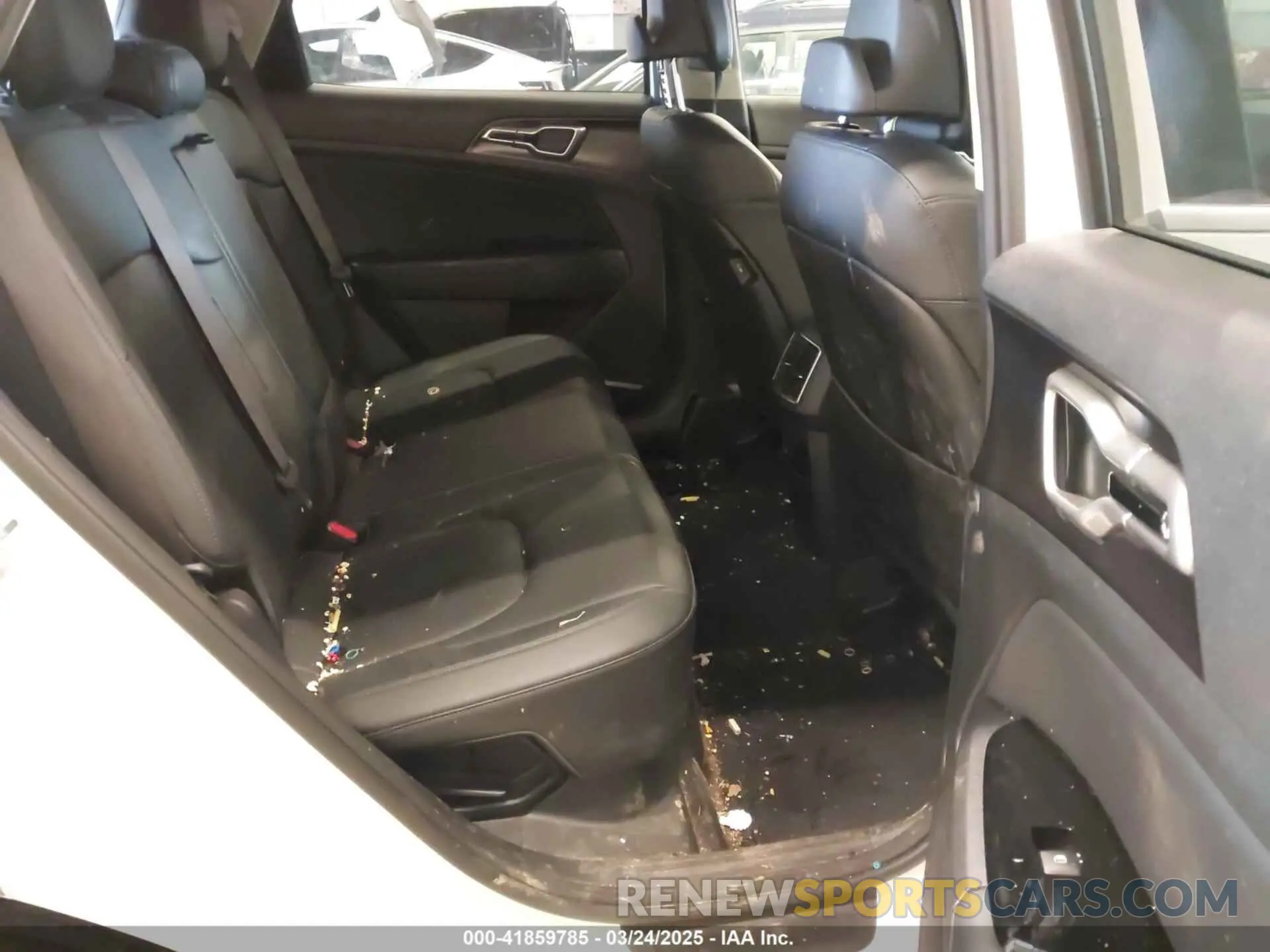 8 fotografías del automóvil dañado KNDPVCAG7P7081139 KIA SPORTAGE HYBRID 2023