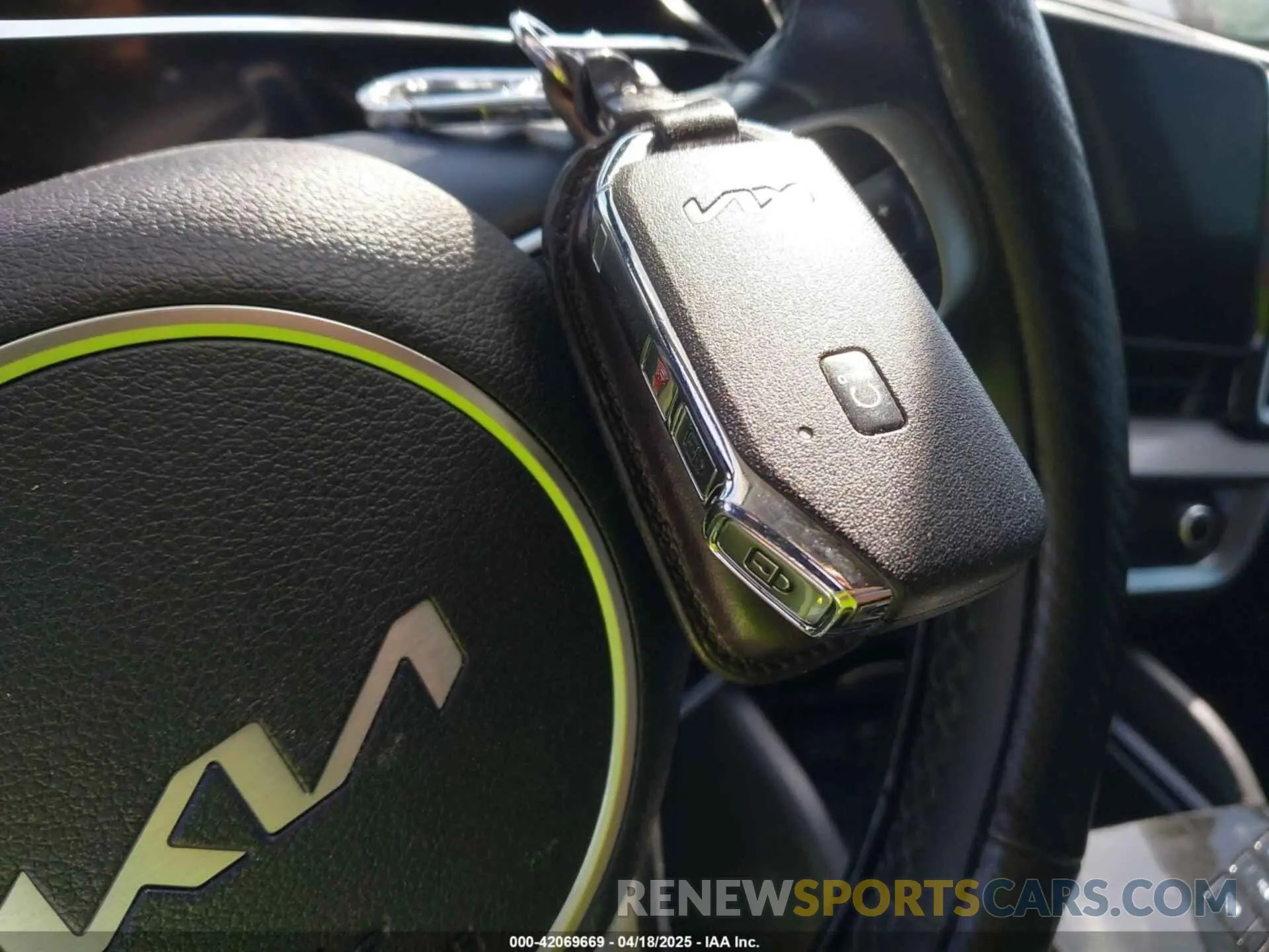 11 fotografías del automóvil dañado KNDPVCAG9P7019306 KIA SPORTAGE HYBRID 2023