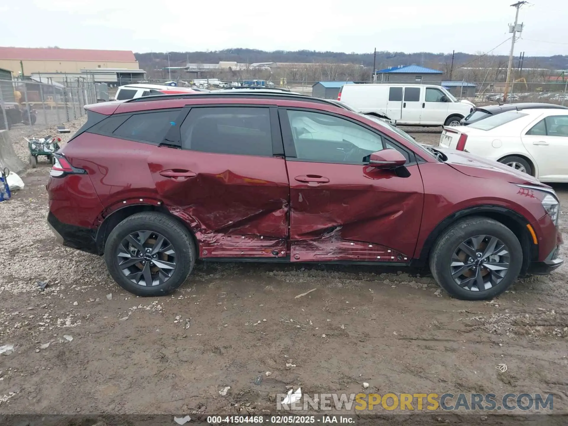 17 fotografías del automóvil dañado KNDPXCAG2P7032019 KIA SPORTAGE HYBRID 2023