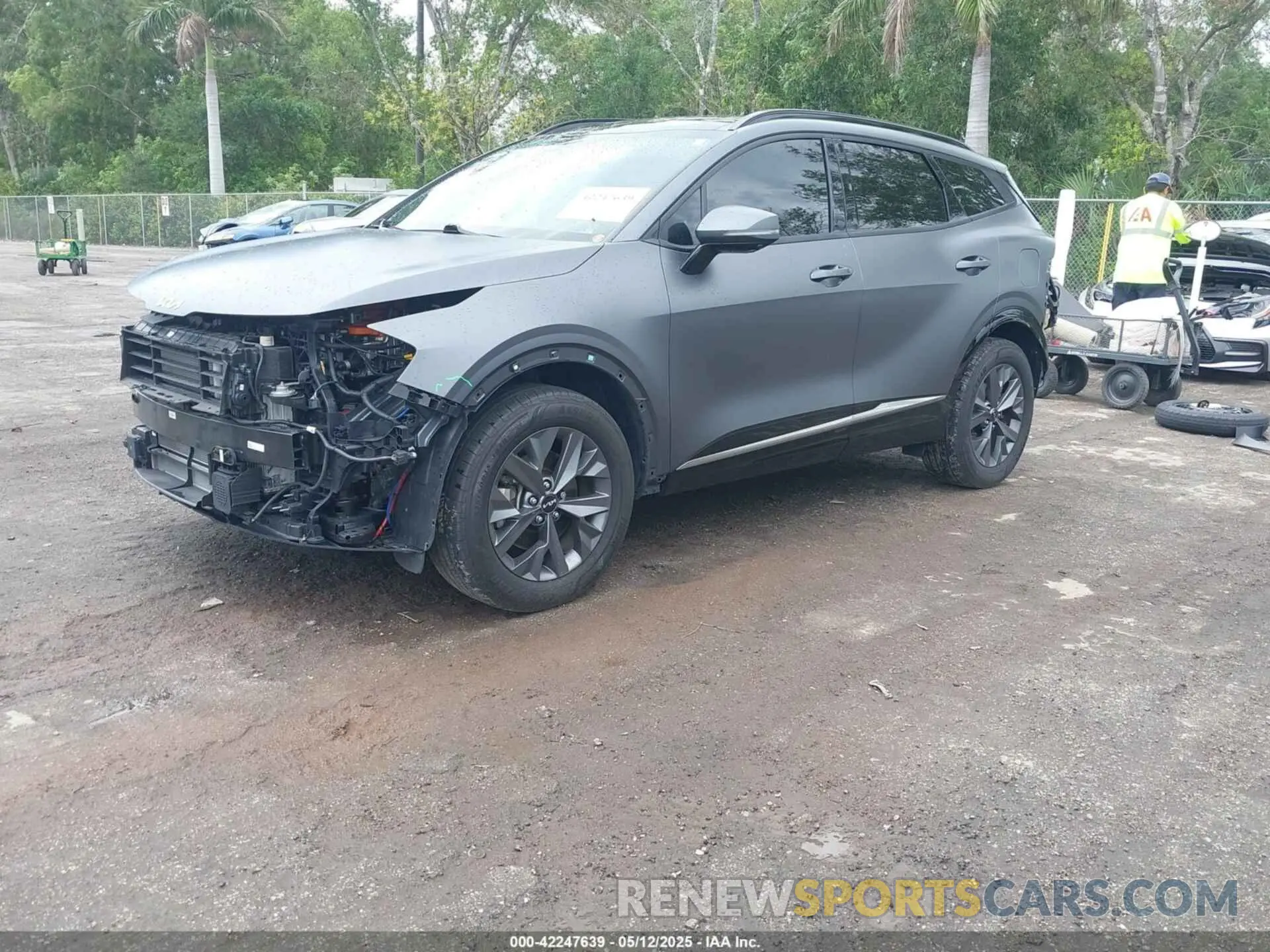 2 fotografías del automóvil dañado KNDPXCAG7P7071365 KIA SPORTAGE HYBRID 2023