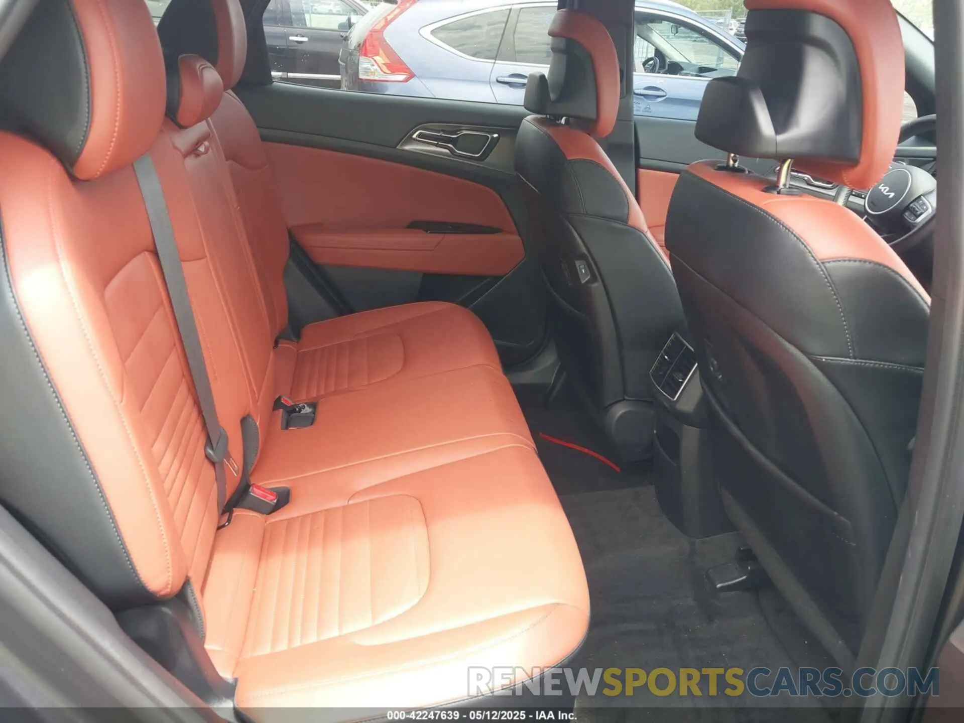 8 fotografías del automóvil dañado KNDPXCAG7P7071365 KIA SPORTAGE HYBRID 2023
