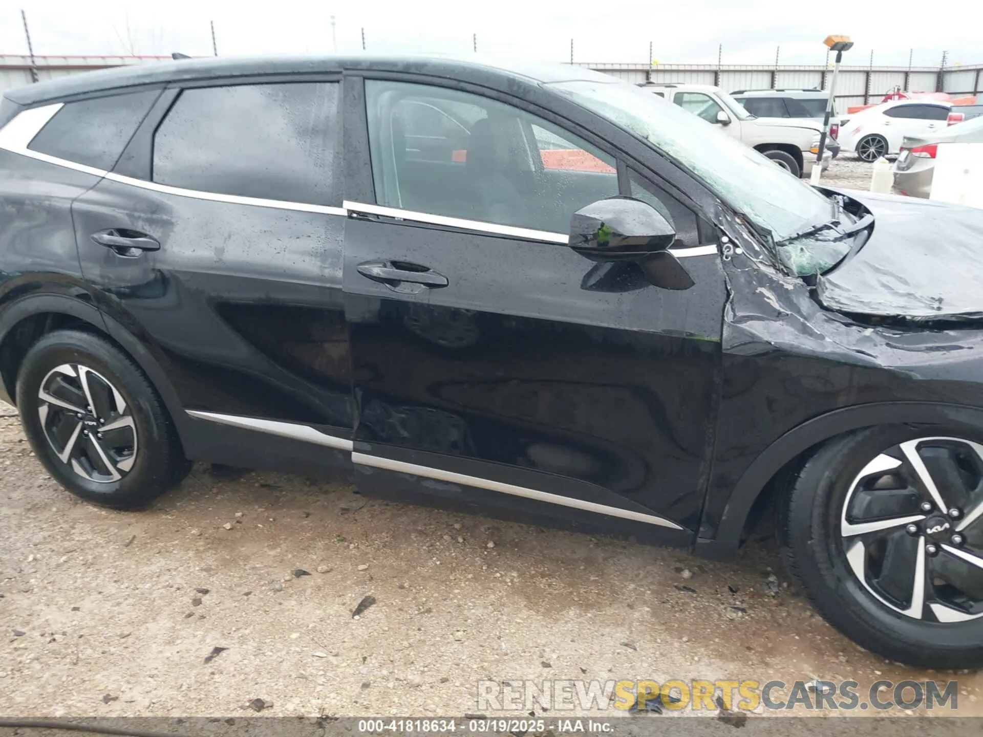 13 fotografías del automóvil dañado KNDPUCDG0R7152425 KIA SPORTAGE HYBRID 2024