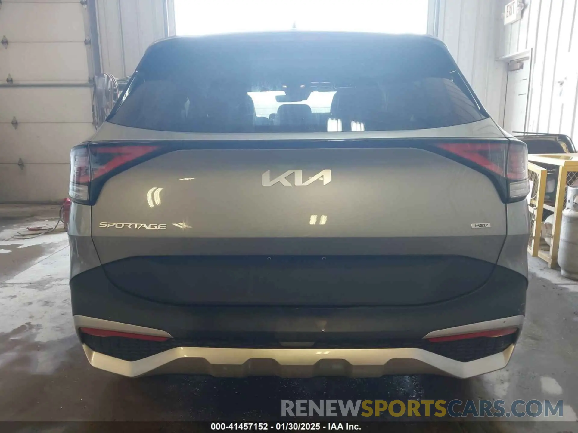 17 fotografías del automóvil dañado KNDPUCDG4R7126507 KIA SPORTAGE HYBRID 2024