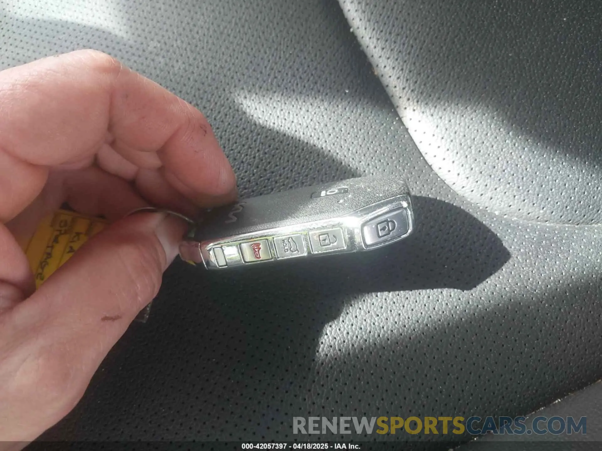 11 fotografías del automóvil dañado KNDPVCDG5R7162526 KIA SPORTAGE HYBRID 2024