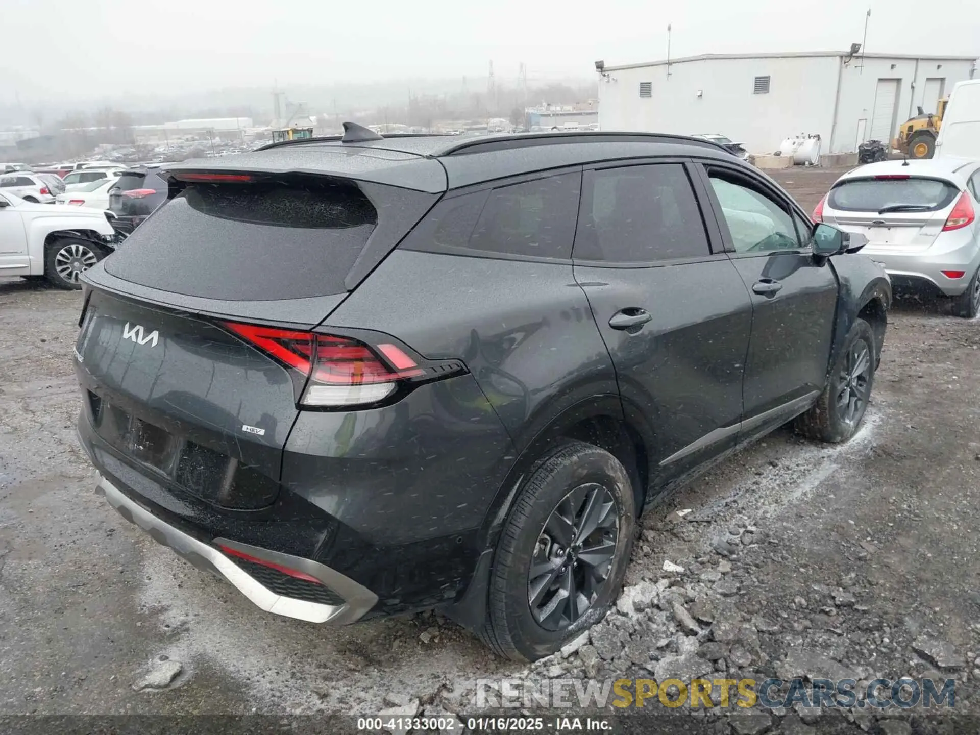 4 fotografías del automóvil dañado KNDPXCDG0R7160600 KIA SPORTAGE HYBRID 2024