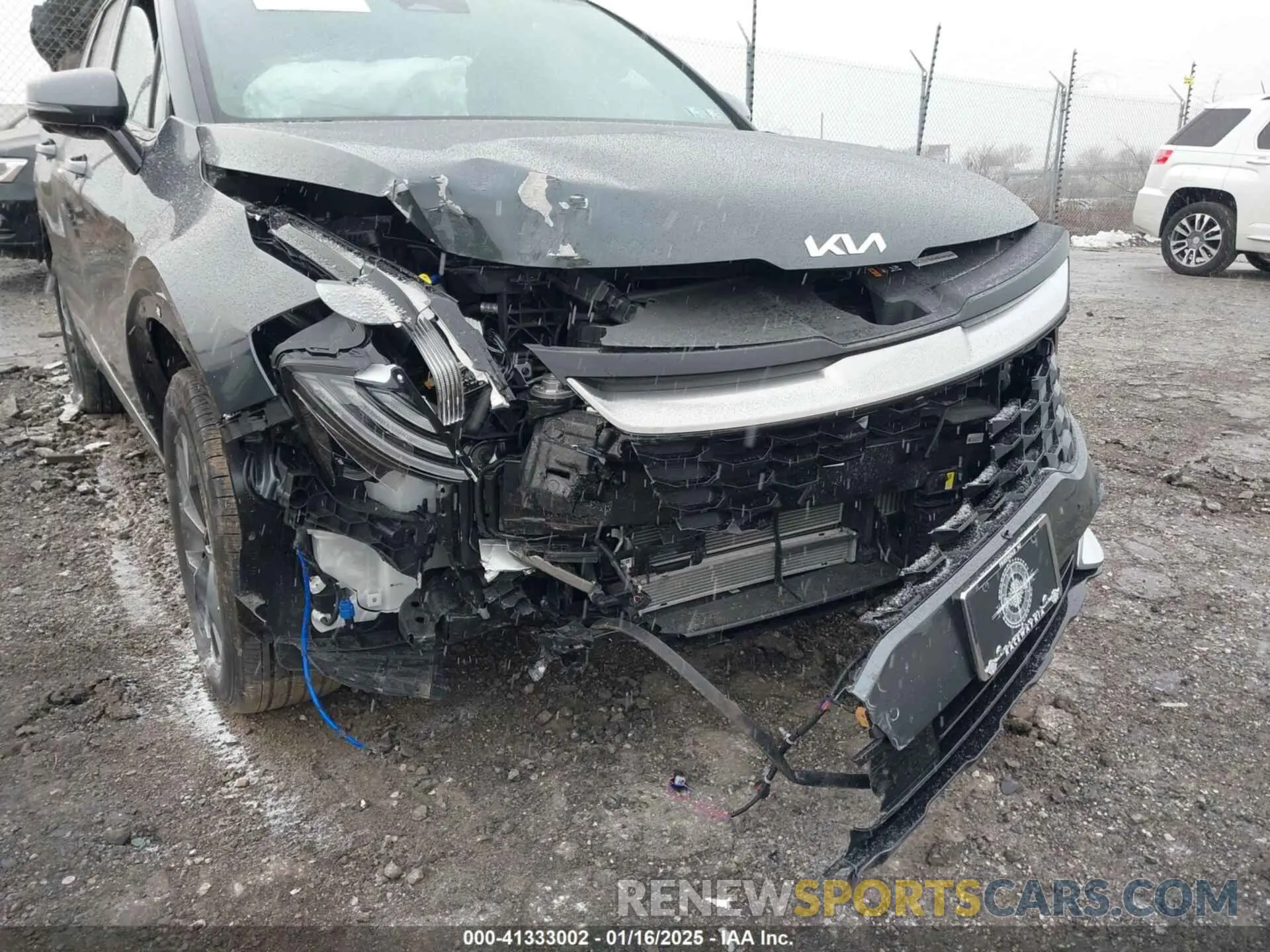6 fotografías del automóvil dañado KNDPXCDG0R7160600 KIA SPORTAGE HYBRID 2024