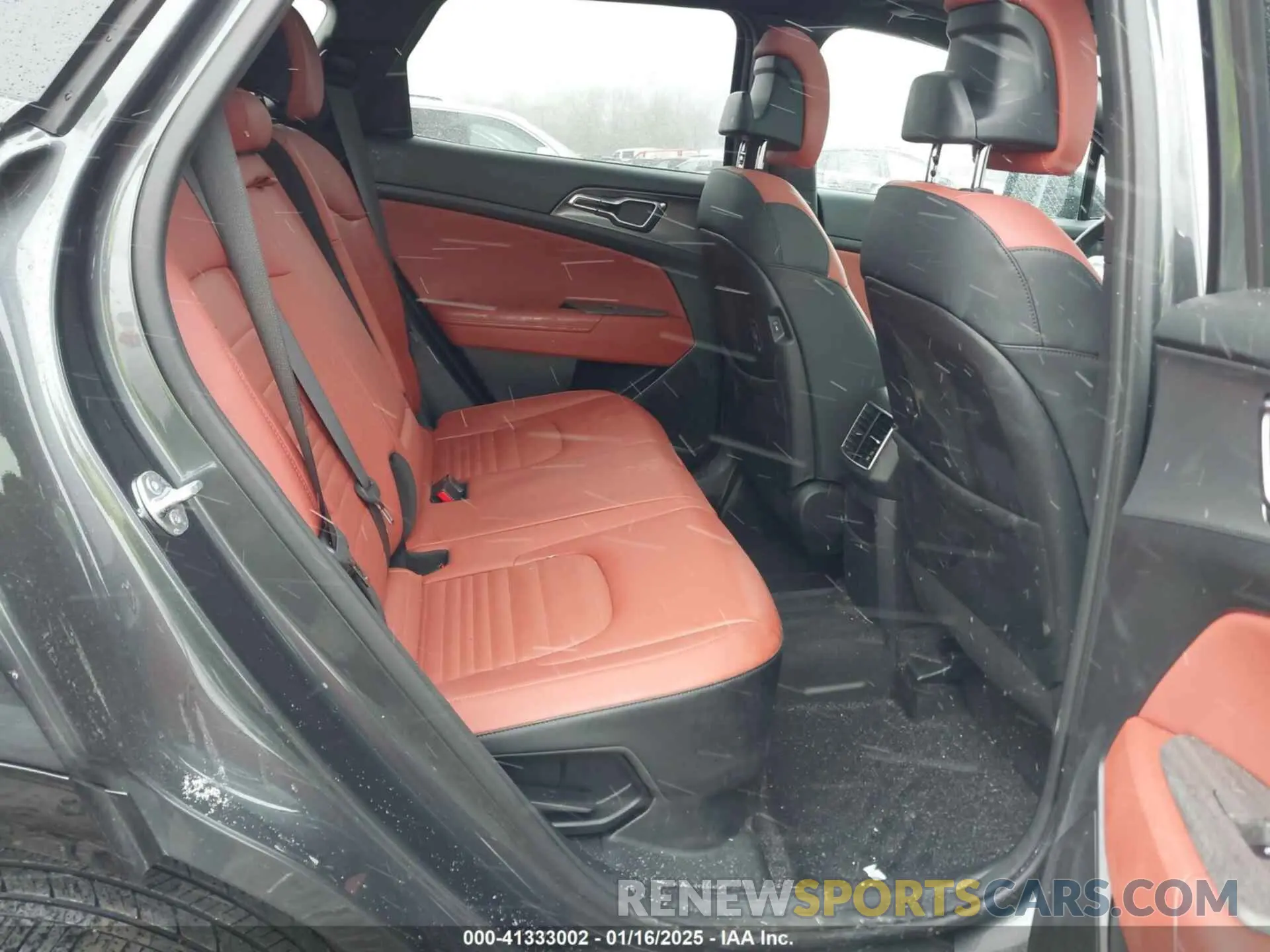 8 fotografías del automóvil dañado KNDPXCDG0R7160600 KIA SPORTAGE HYBRID 2024