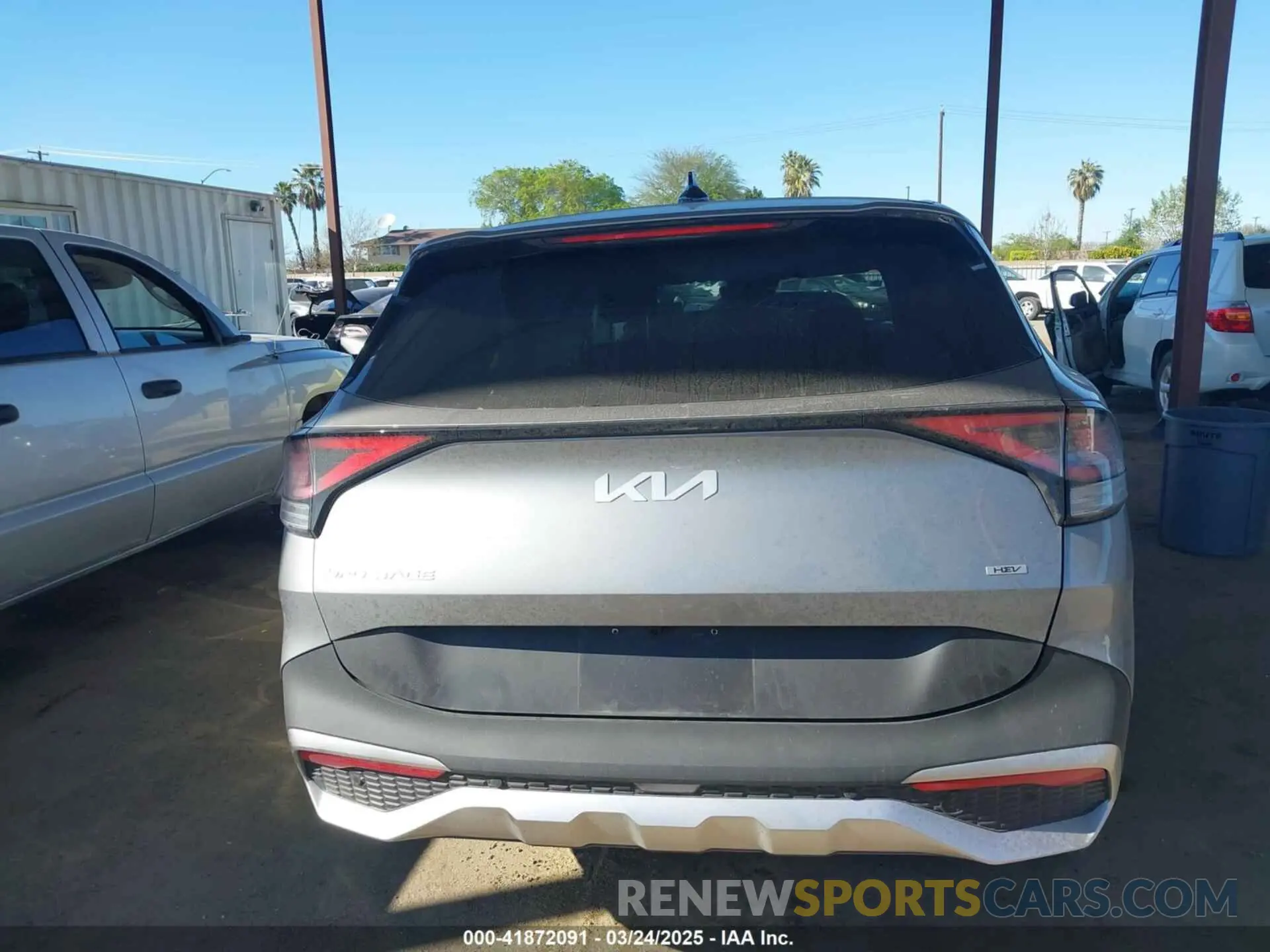16 fotografías del automóvil dañado KNDPU3DG0S7197354 KIA SPORTAGE HYBRID 2025