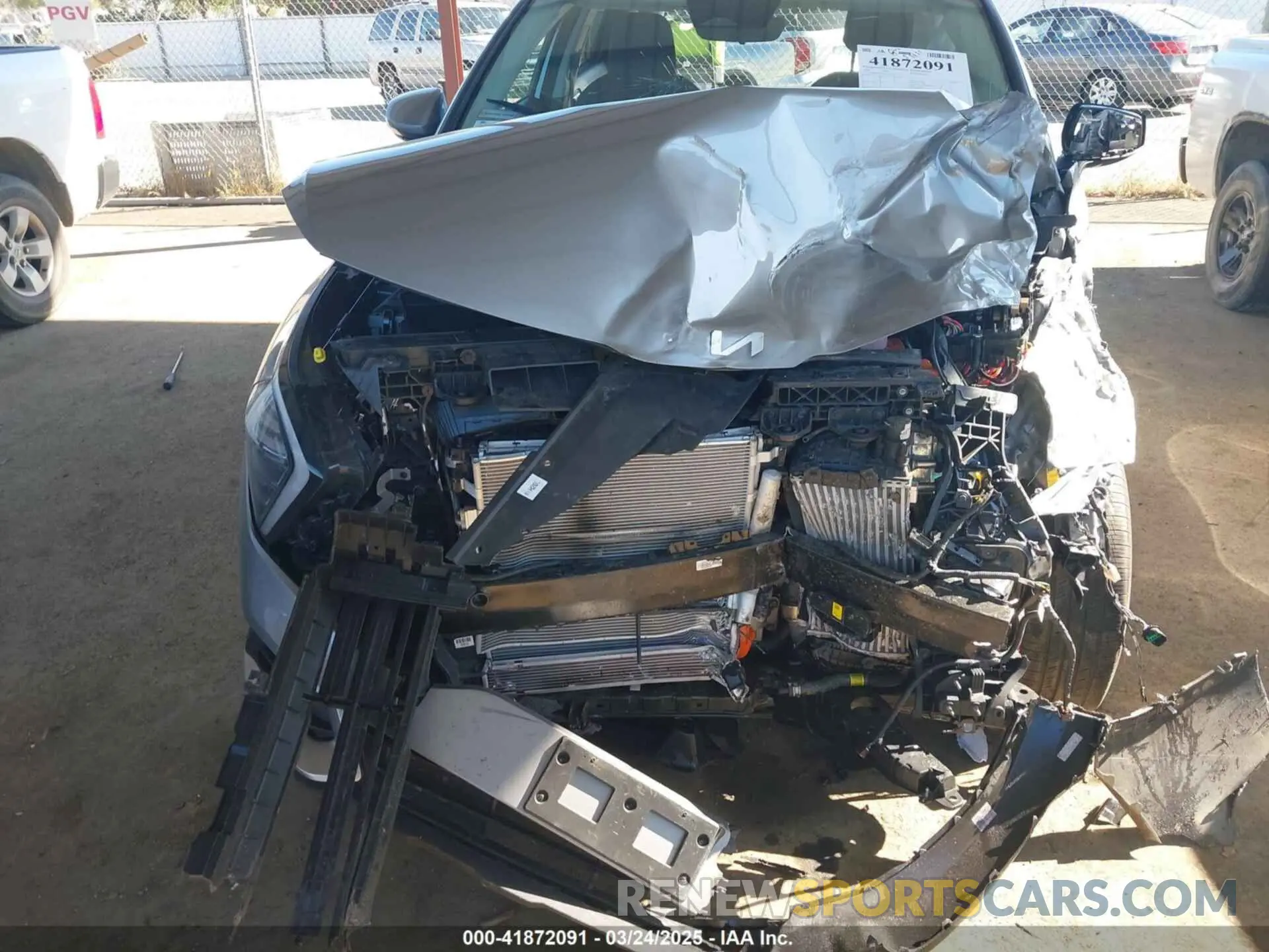 6 fotografías del automóvil dañado KNDPU3DG0S7197354 KIA SPORTAGE HYBRID 2025