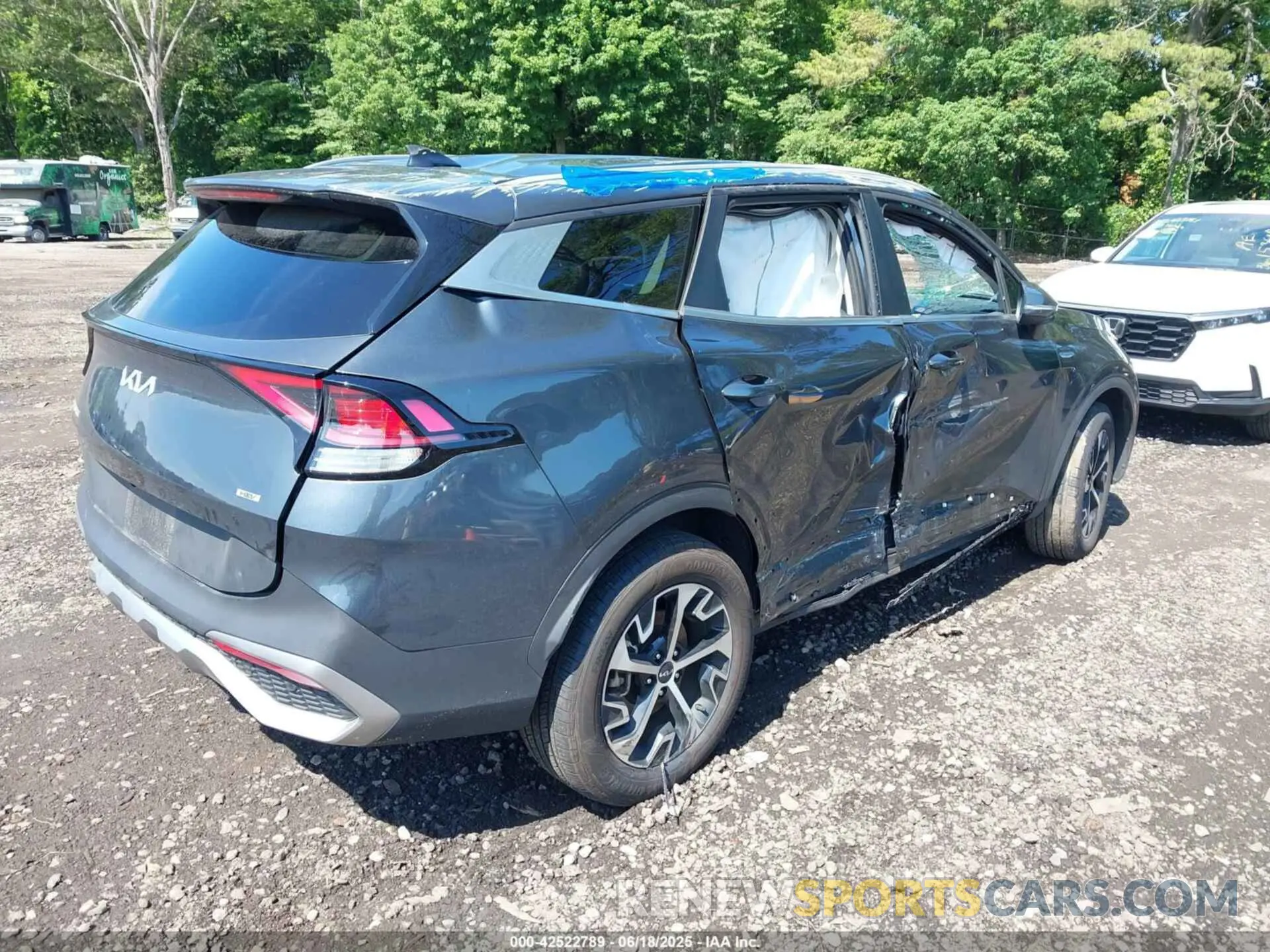 4 fotografías del automóvil dañado KNDPVCDG1S7186697 KIA SPORTAGE HYBRID 2025