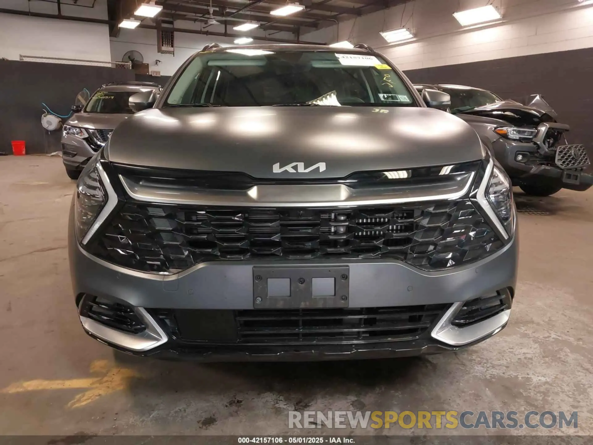 12 fotografías del automóvil dañado KNDPXCDG9S7190801 KIA SPORTAGE HYBRID 2025