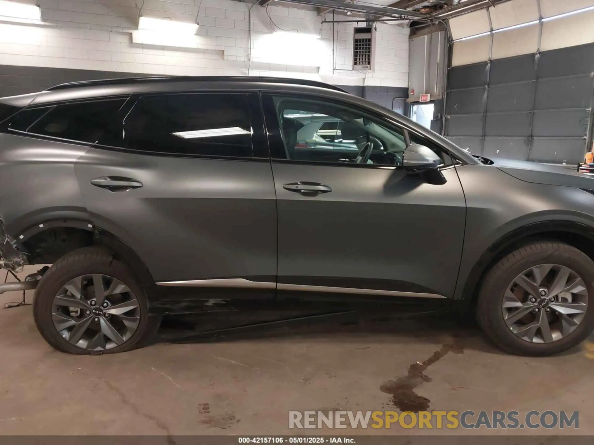 13 fotografías del automóvil dañado KNDPXCDG9S7190801 KIA SPORTAGE HYBRID 2025