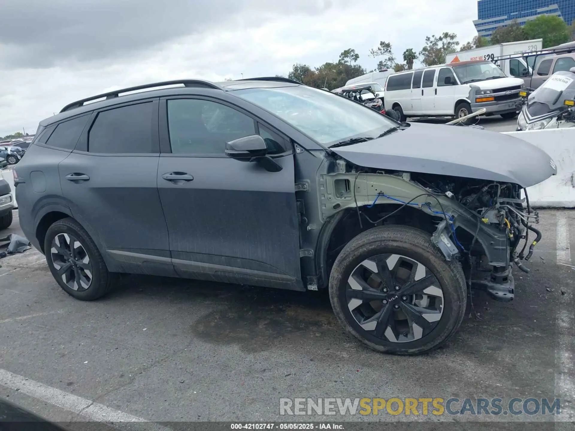 14 fotografías del automóvil dañado KNDPYDAH1P7084060 KIA SPORTAGE PLUG-IN HYBRID 2023