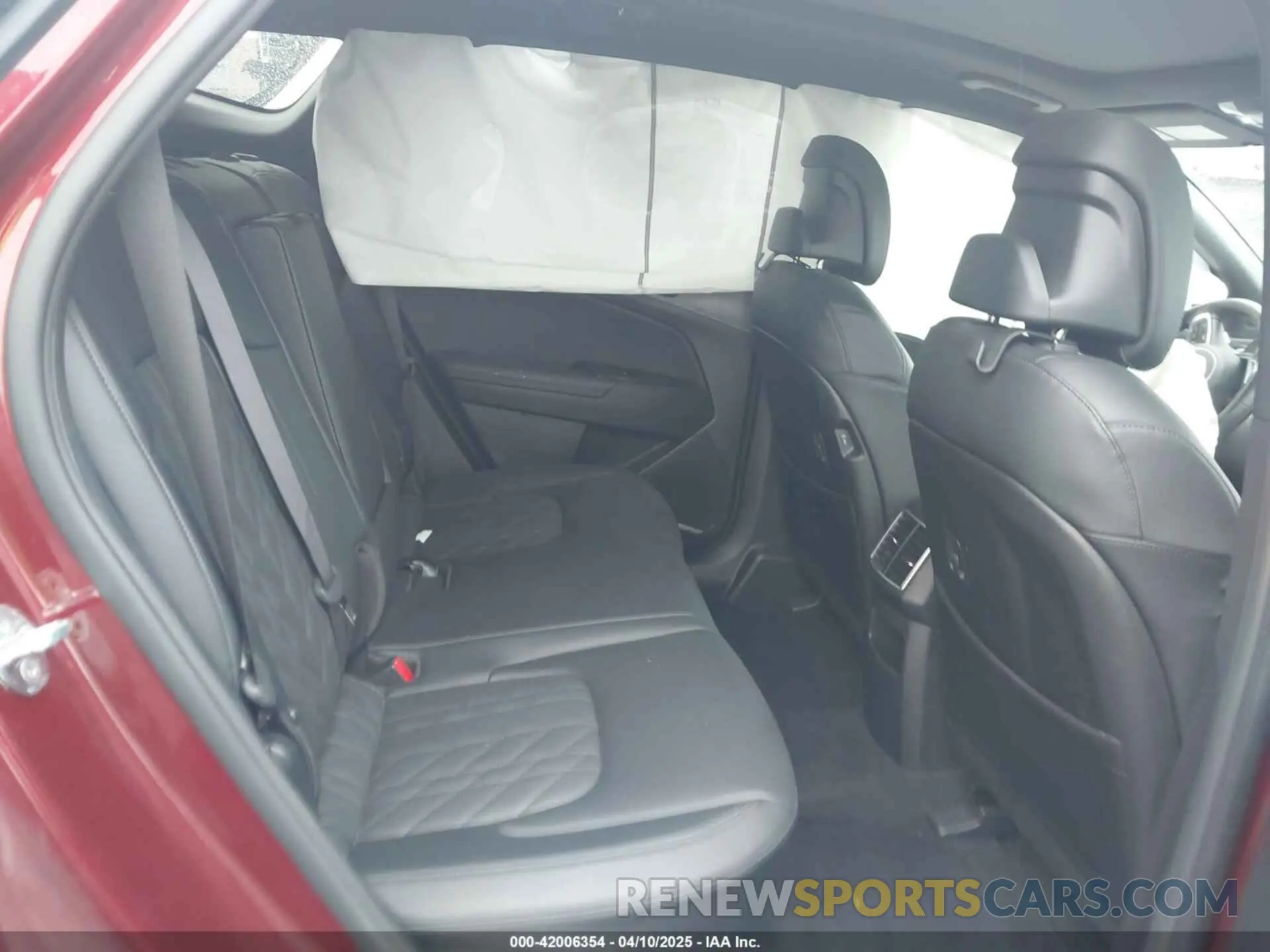 8 fotografías del automóvil dañado KNDPYDAH4P7026735 KIA SPORTAGE PLUG-IN HYBRID 2023