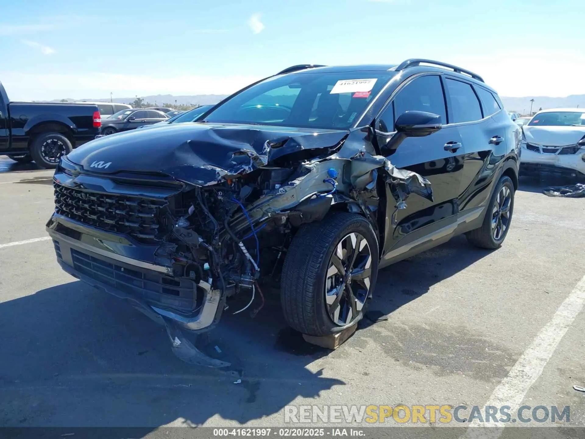 2 fotografías del automóvil dañado KNDPZDAHXP7049353 KIA SPORTAGE PLUG-IN HYBRID 2023