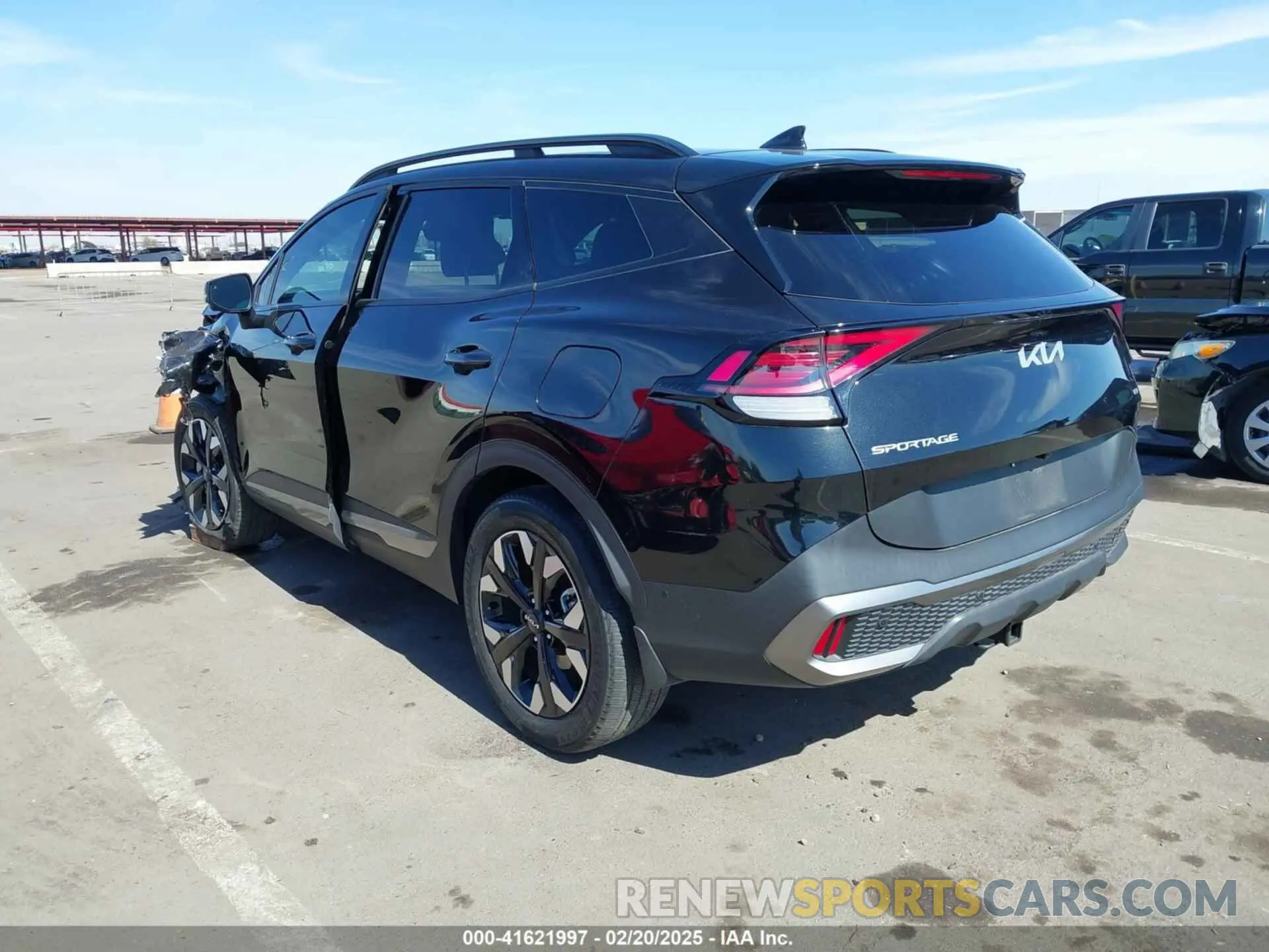 3 fotografías del automóvil dañado KNDPZDAHXP7049353 KIA SPORTAGE PLUG-IN HYBRID 2023